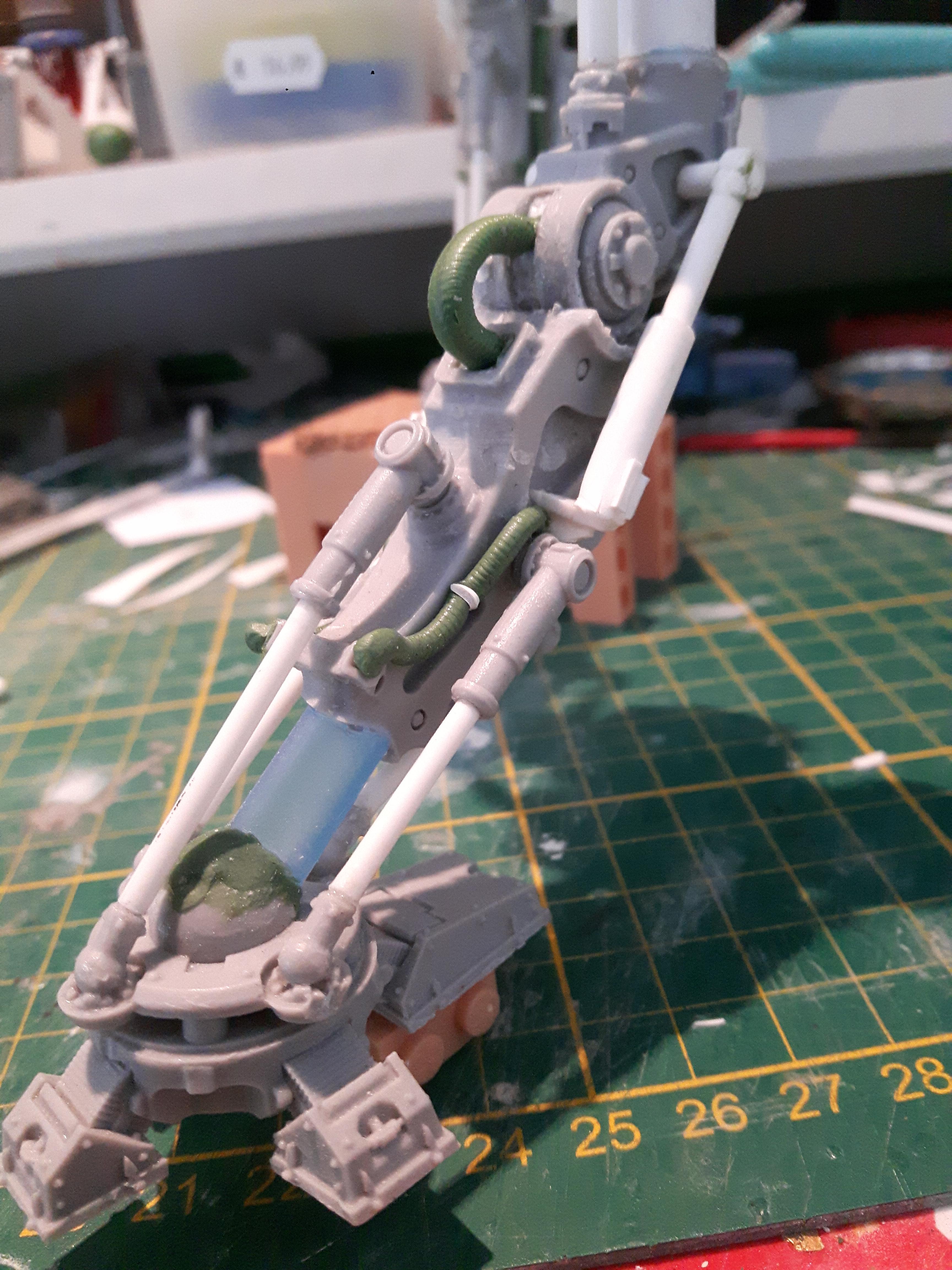 Pre primed and pre liquid greenstuff legs