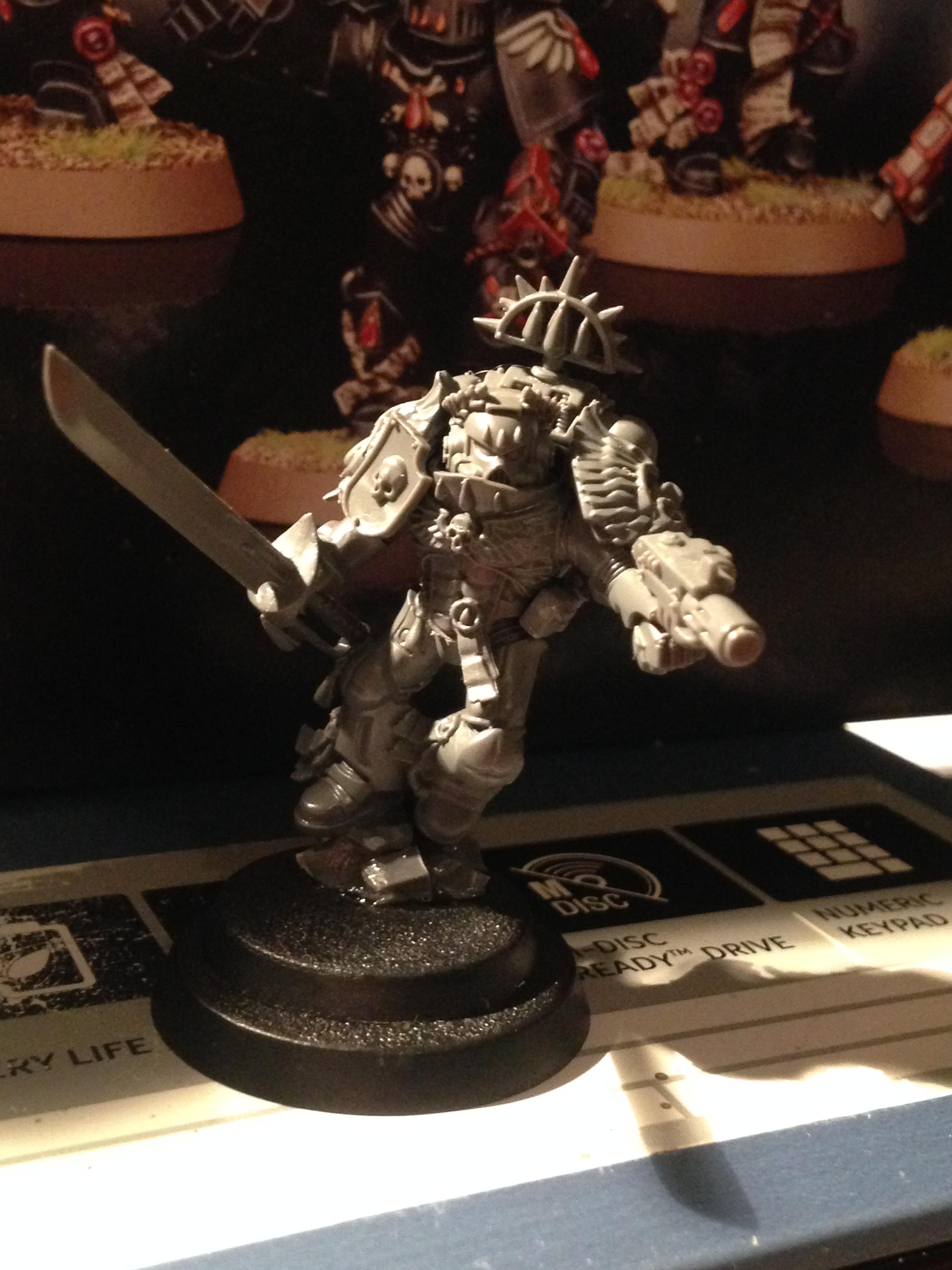 Realised I'd forgotten his iron halo and hand... now attached