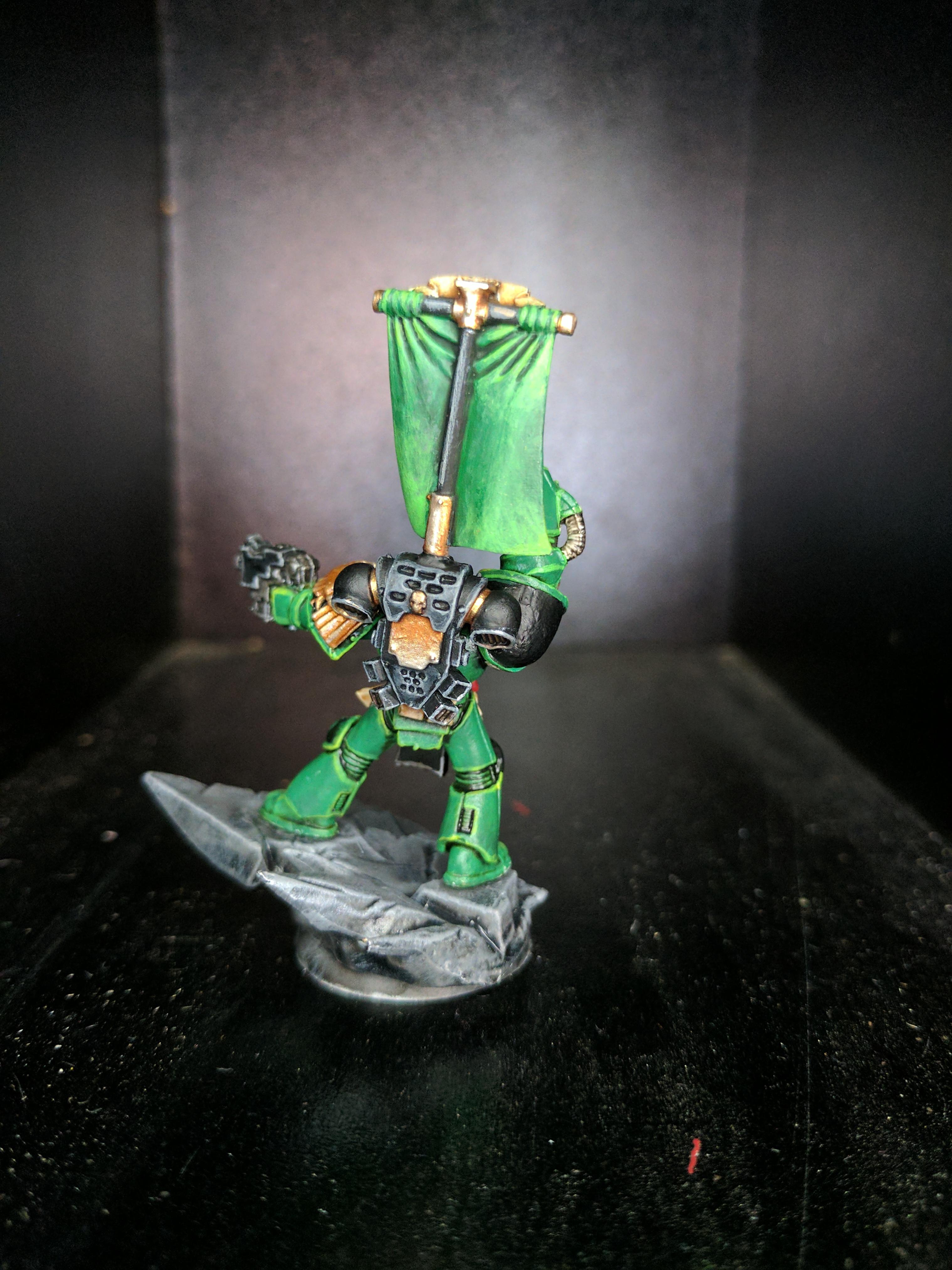 Banner, Captain, Dragon, Flames, Power Fist, Salamanders, Space Marines