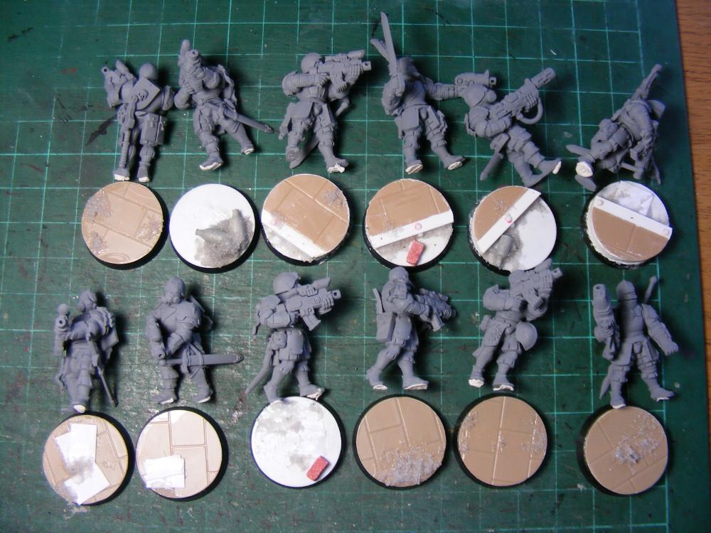 Warhammer 40,000, bolter armed empire troops