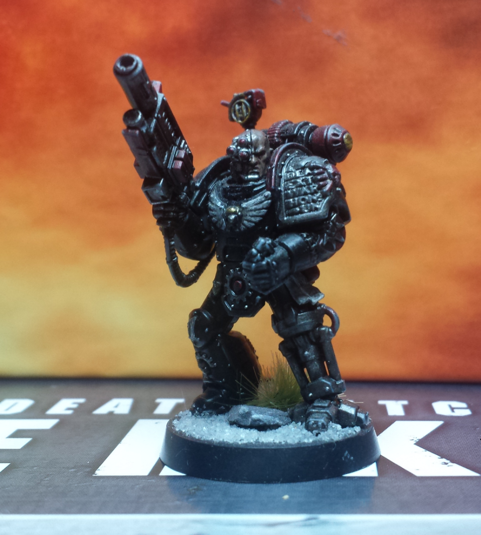 Deathwatch Overkill, Ennox Sorrlock