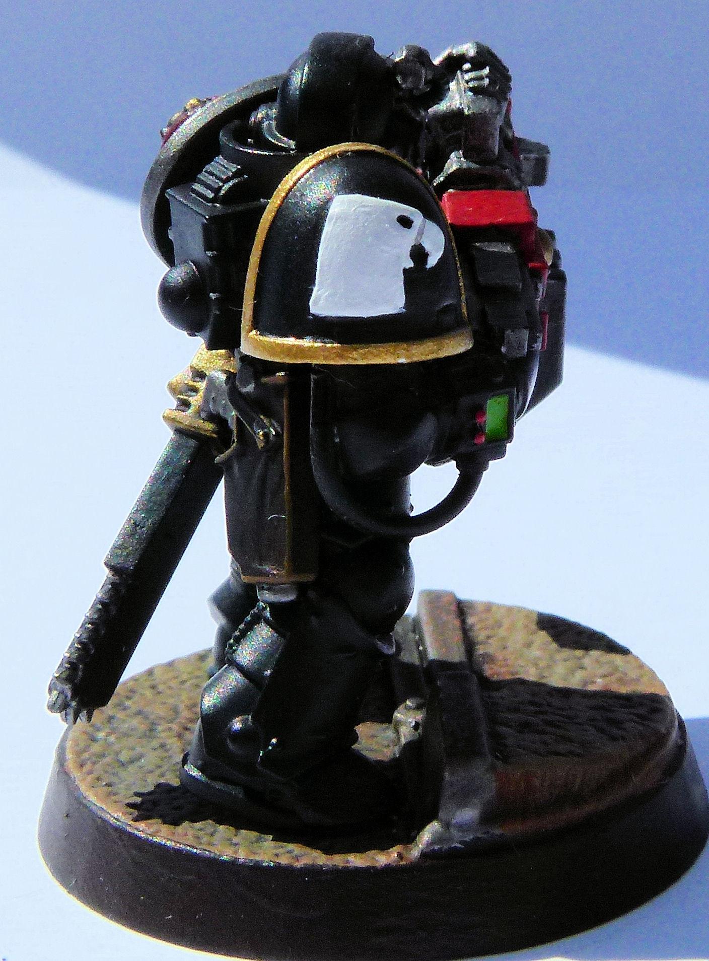 Deathwatch Black Consul Right