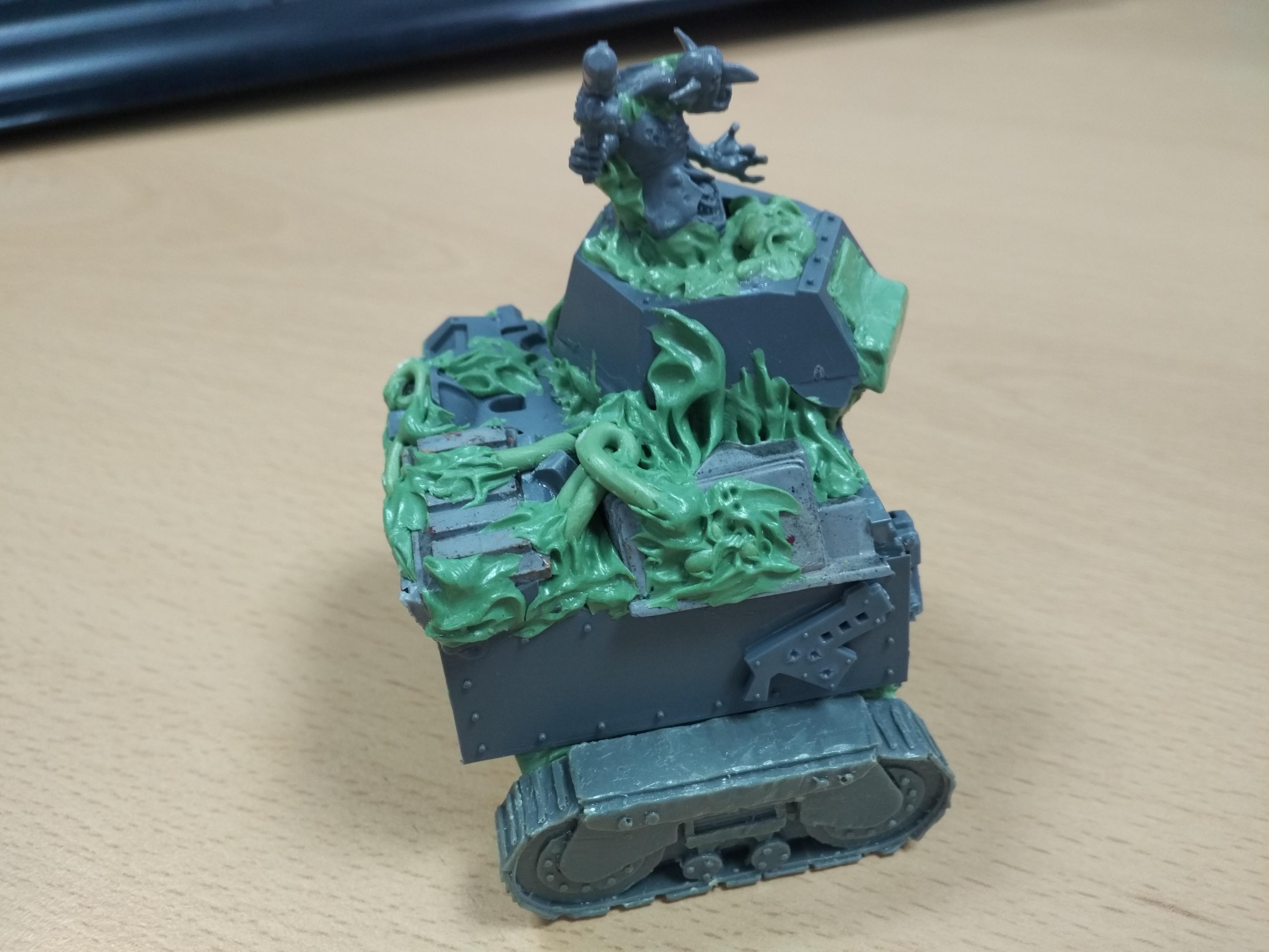 Grot tank 1