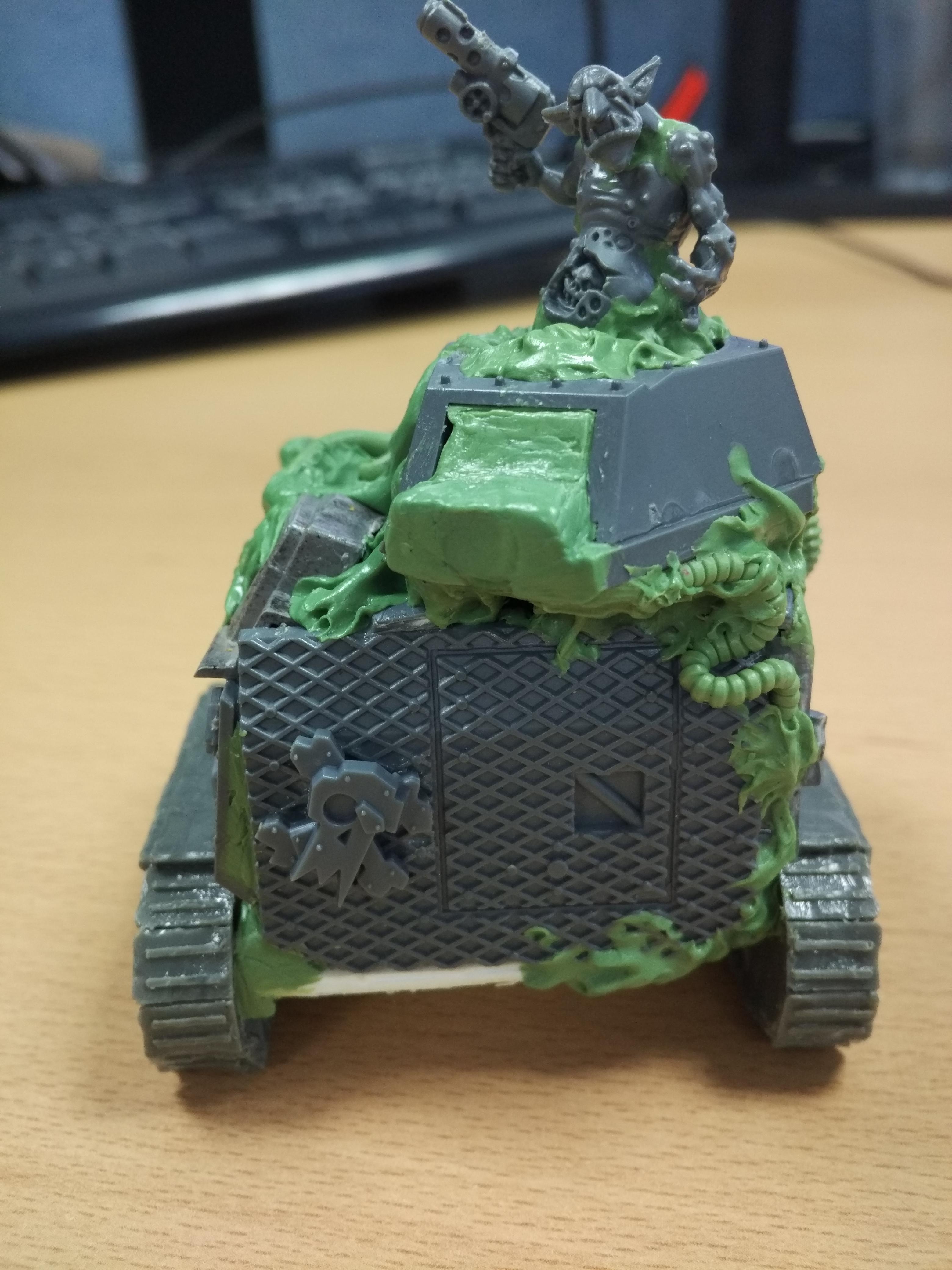 Grot tank 1