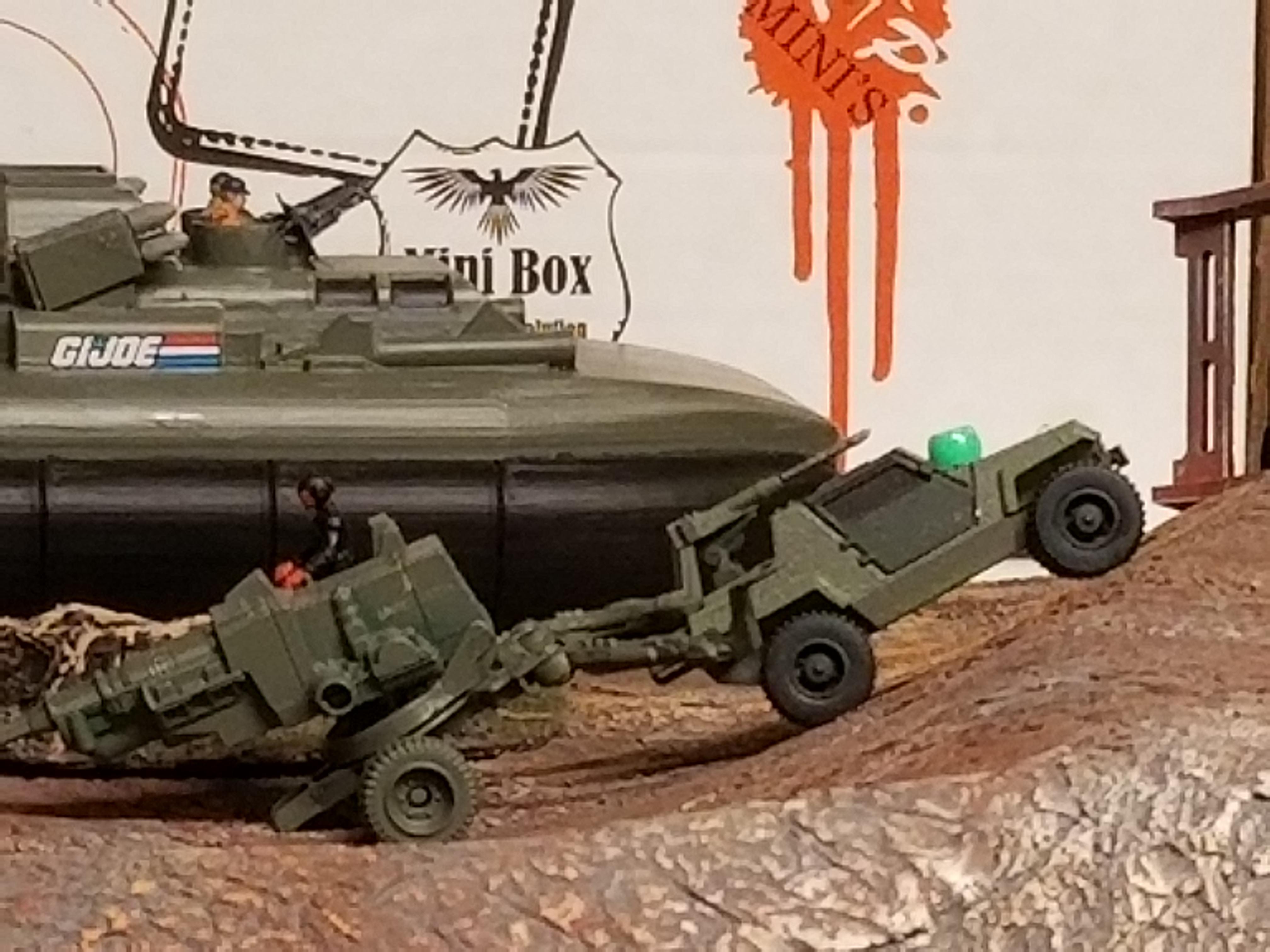 Gi Joe, Hovercraft, hal, killer whale, vamp