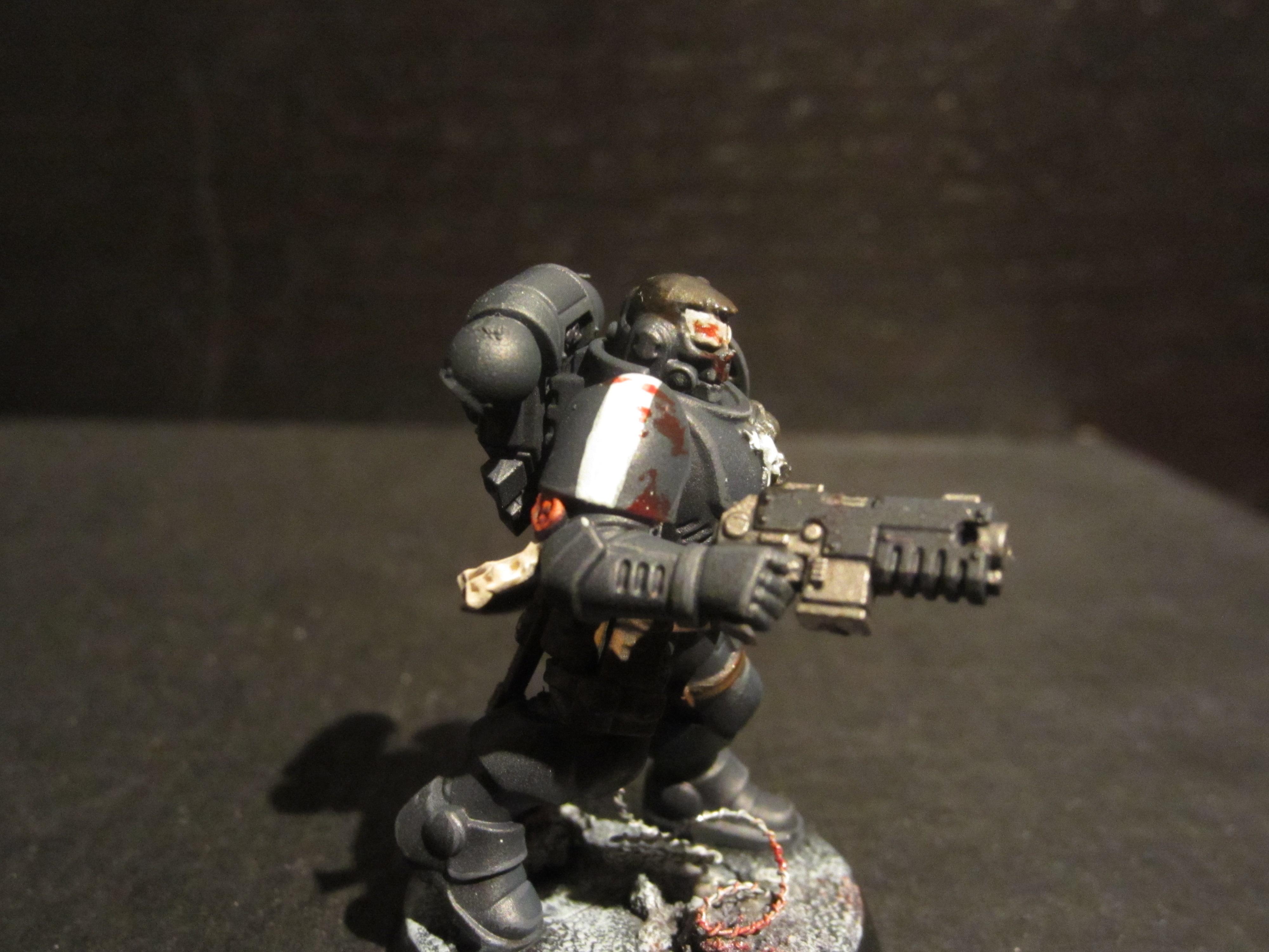 Black, Blood, Grey, Heavy Bolt Pistol, Knife, Primaris, Raven Guard, Reiver, Skull, Warhammer 40,000, White