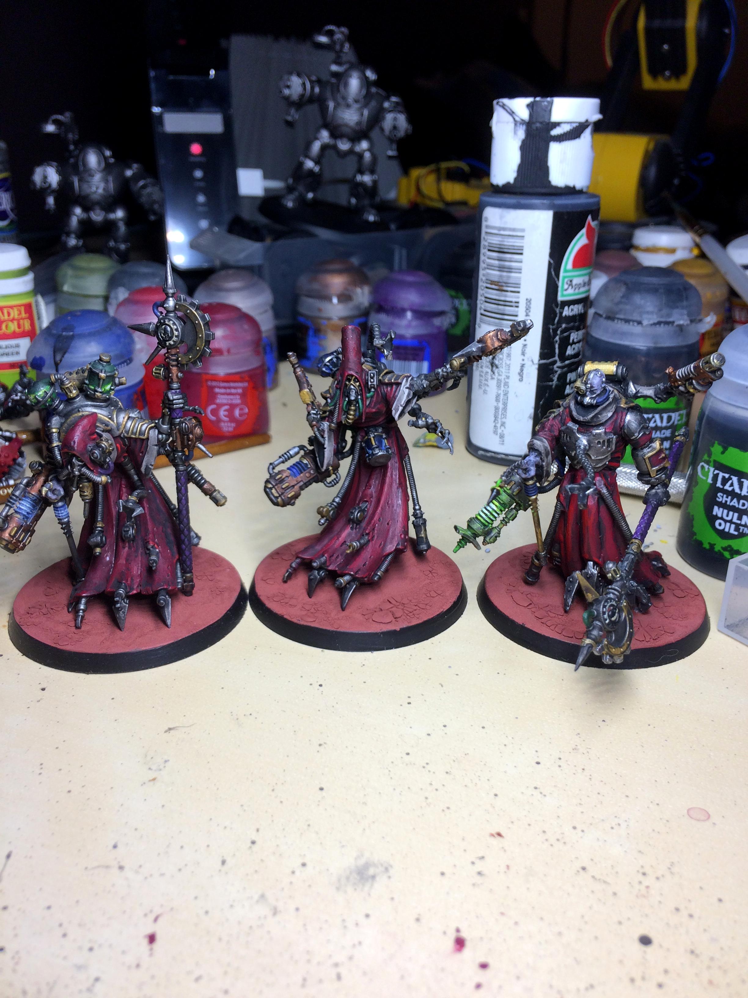 Adeptus Mechanicus, AdMech tech priestS