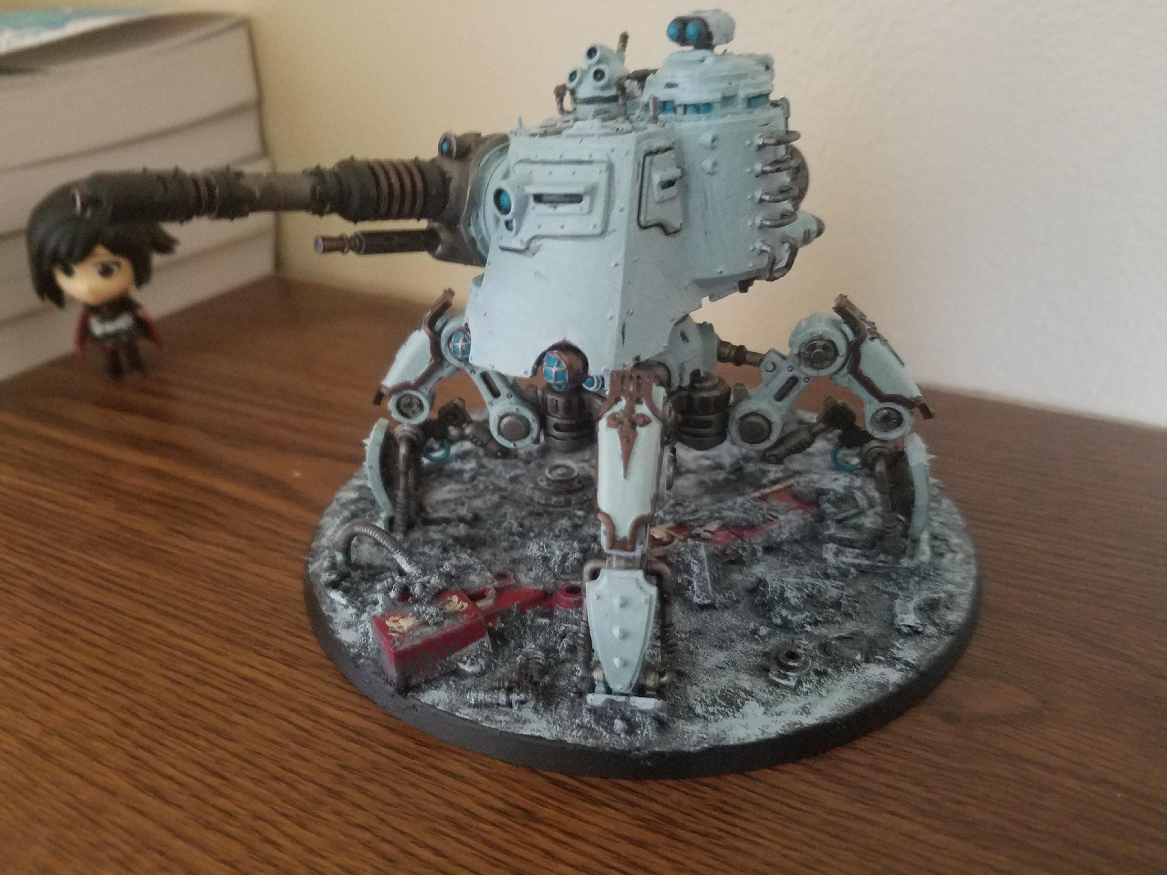 Dunecrawler number 2. Note the different trim color compared to the first crawler. I think by this point, I was sick of painting the bright gold color trim and wanted something darker on my models