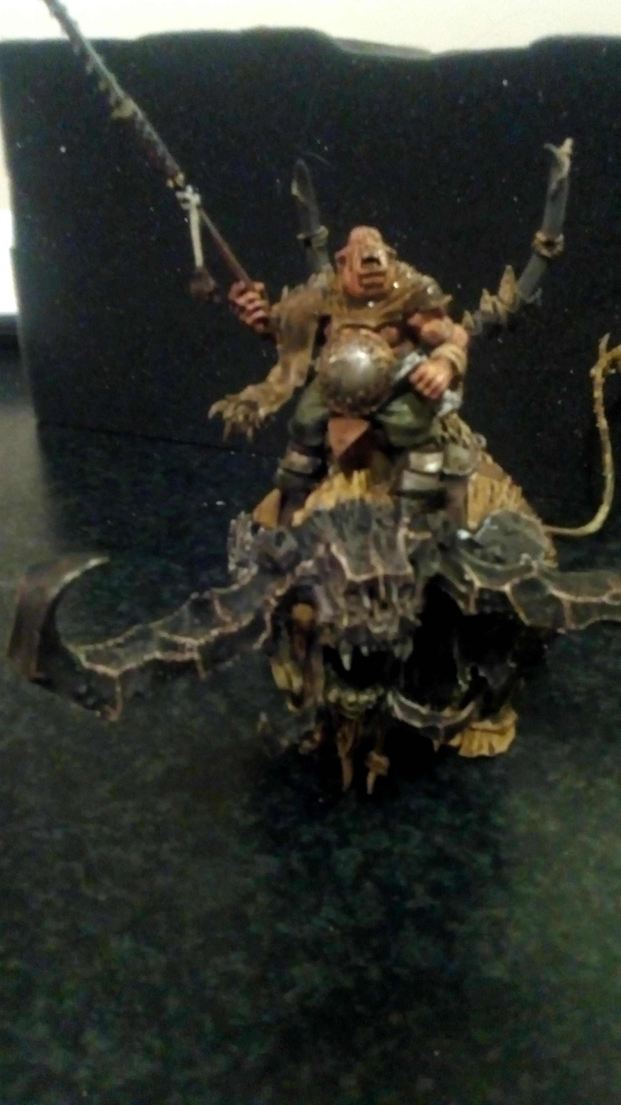 Sandlord on bantha horn