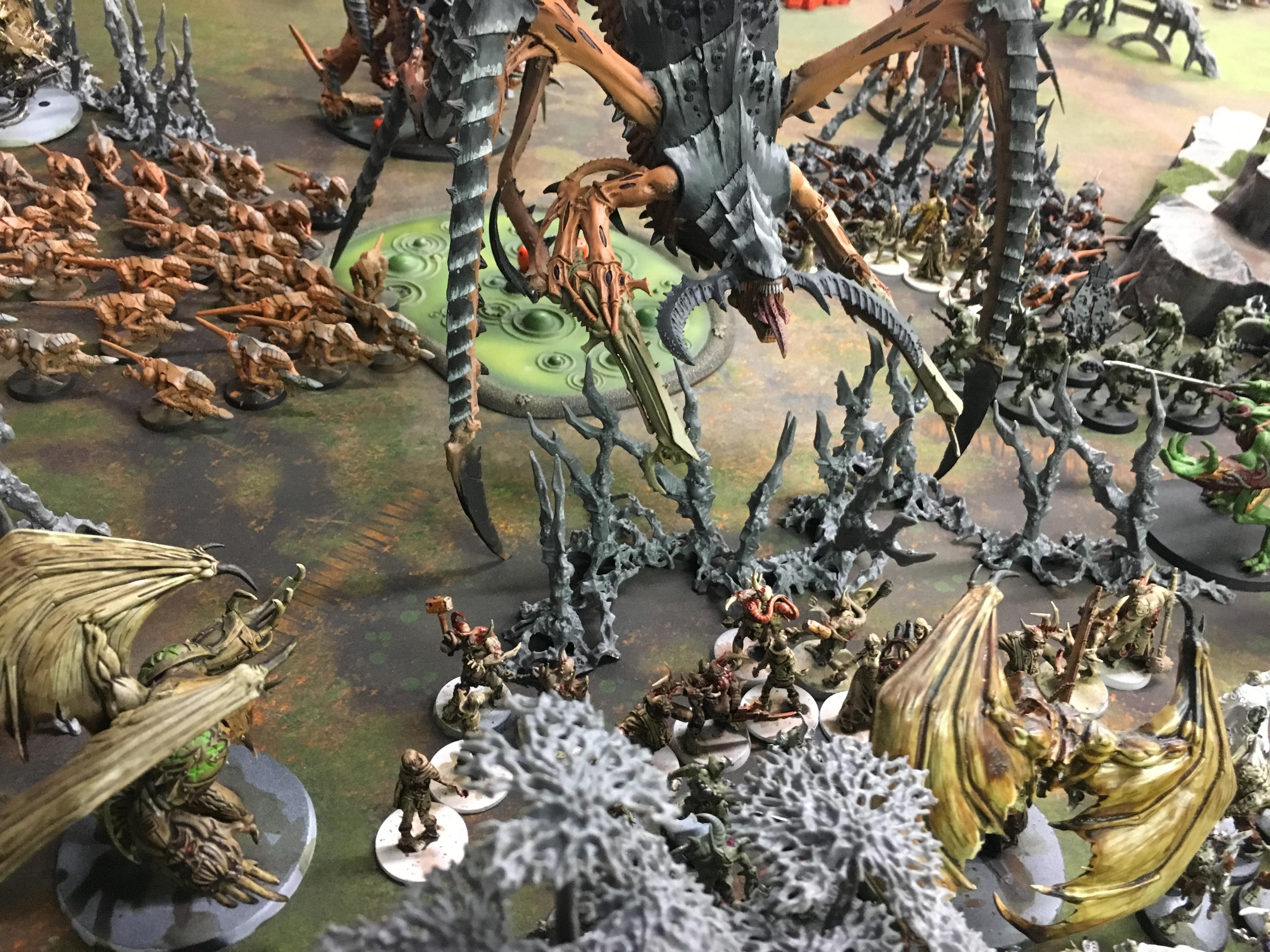Bio Titan vs Daemons 