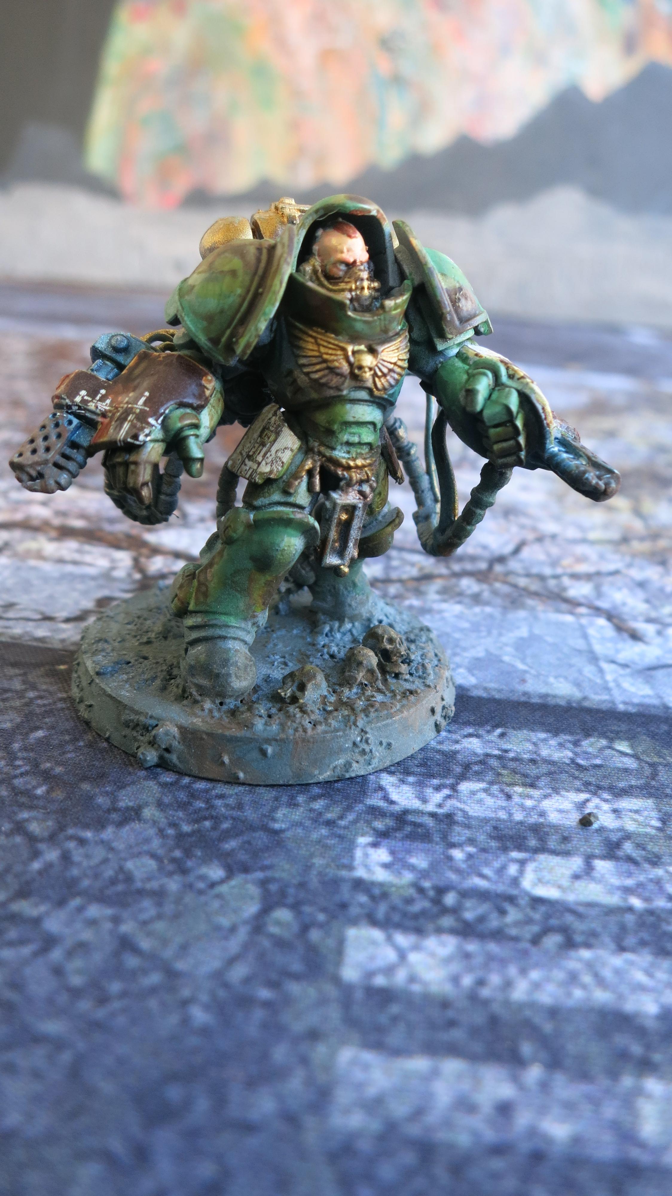 Aggressor, Flamestorm Guantlets. Primaris