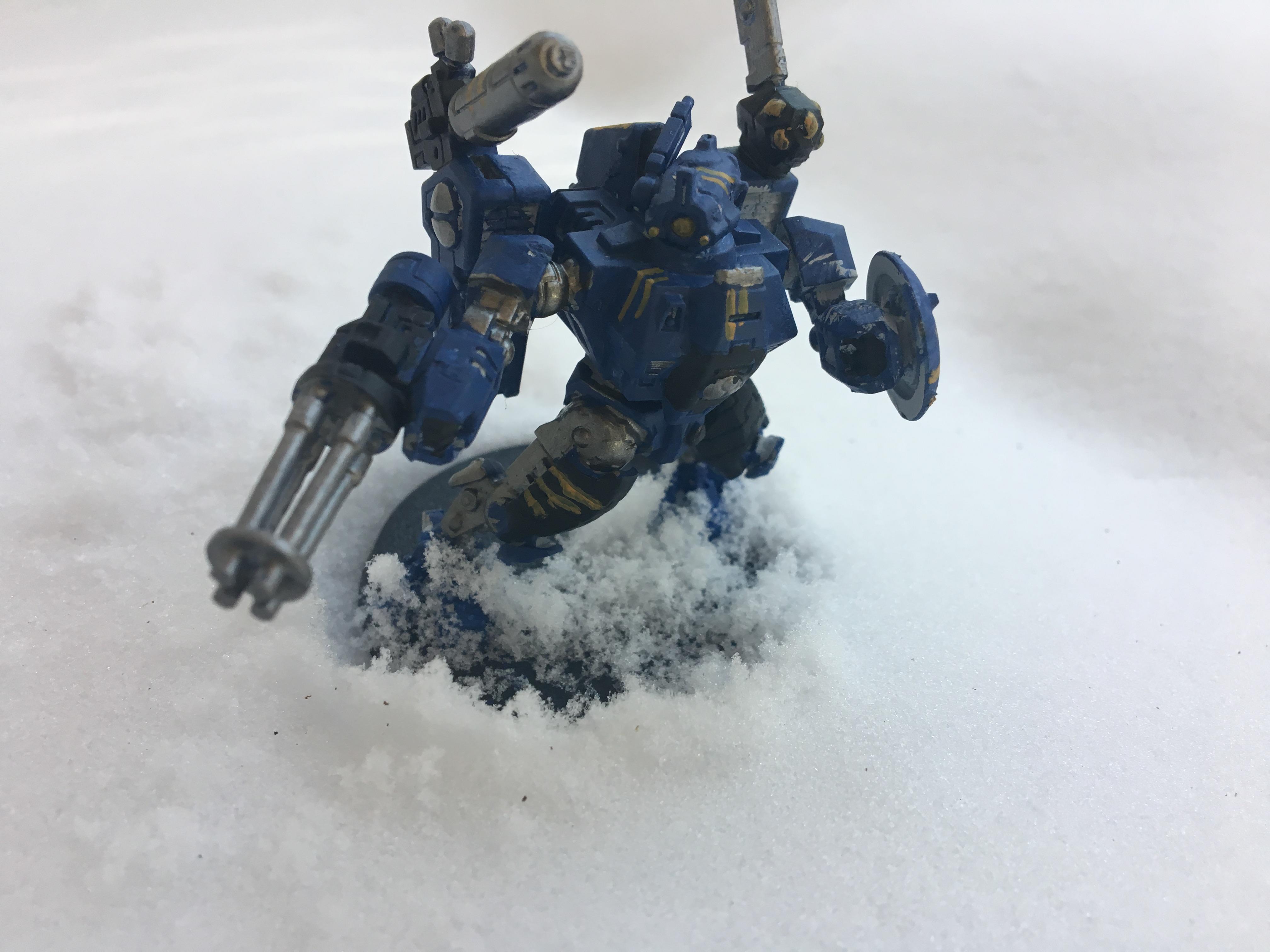 Commander, Snow, Tau