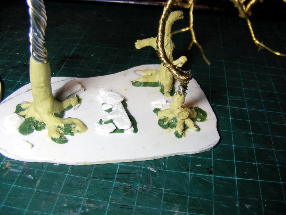 trees sculpting bark