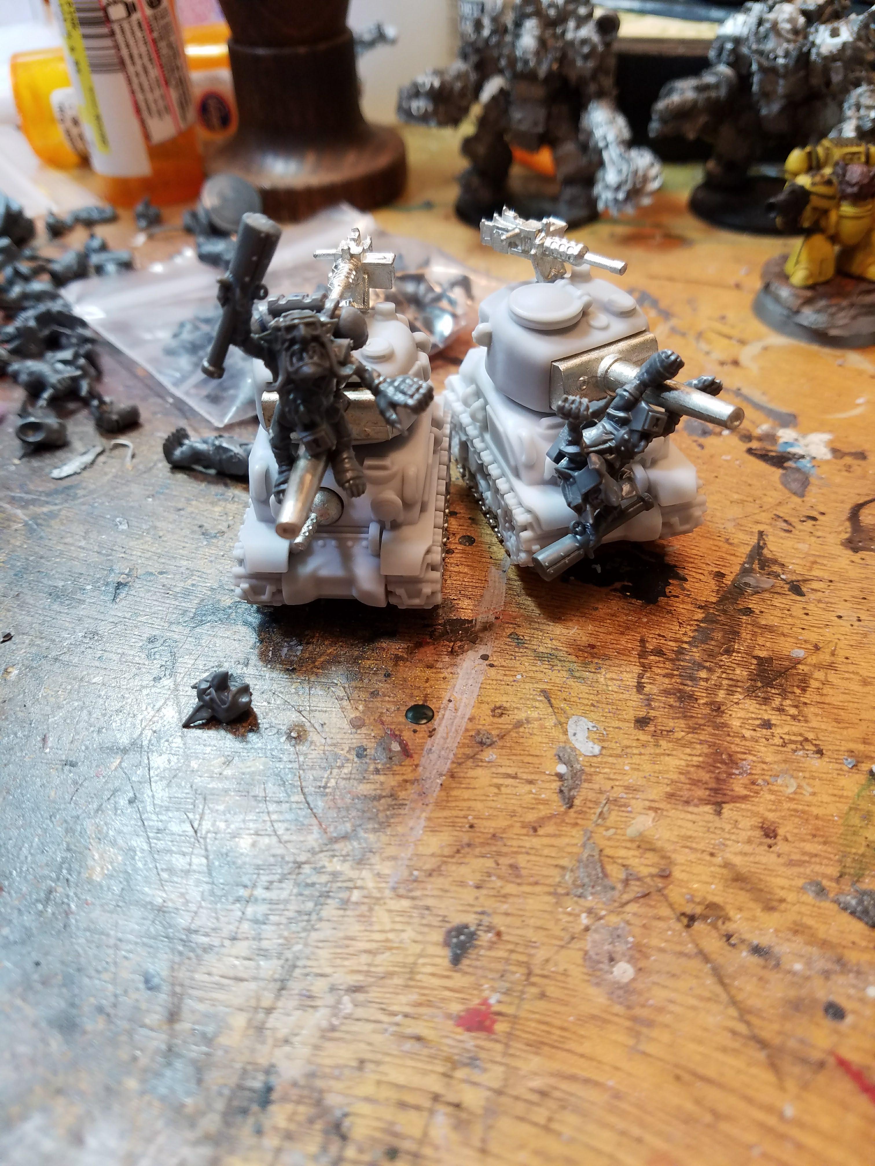 Chibi Tanks, G.u.t.s., Grot Tanks, Grots