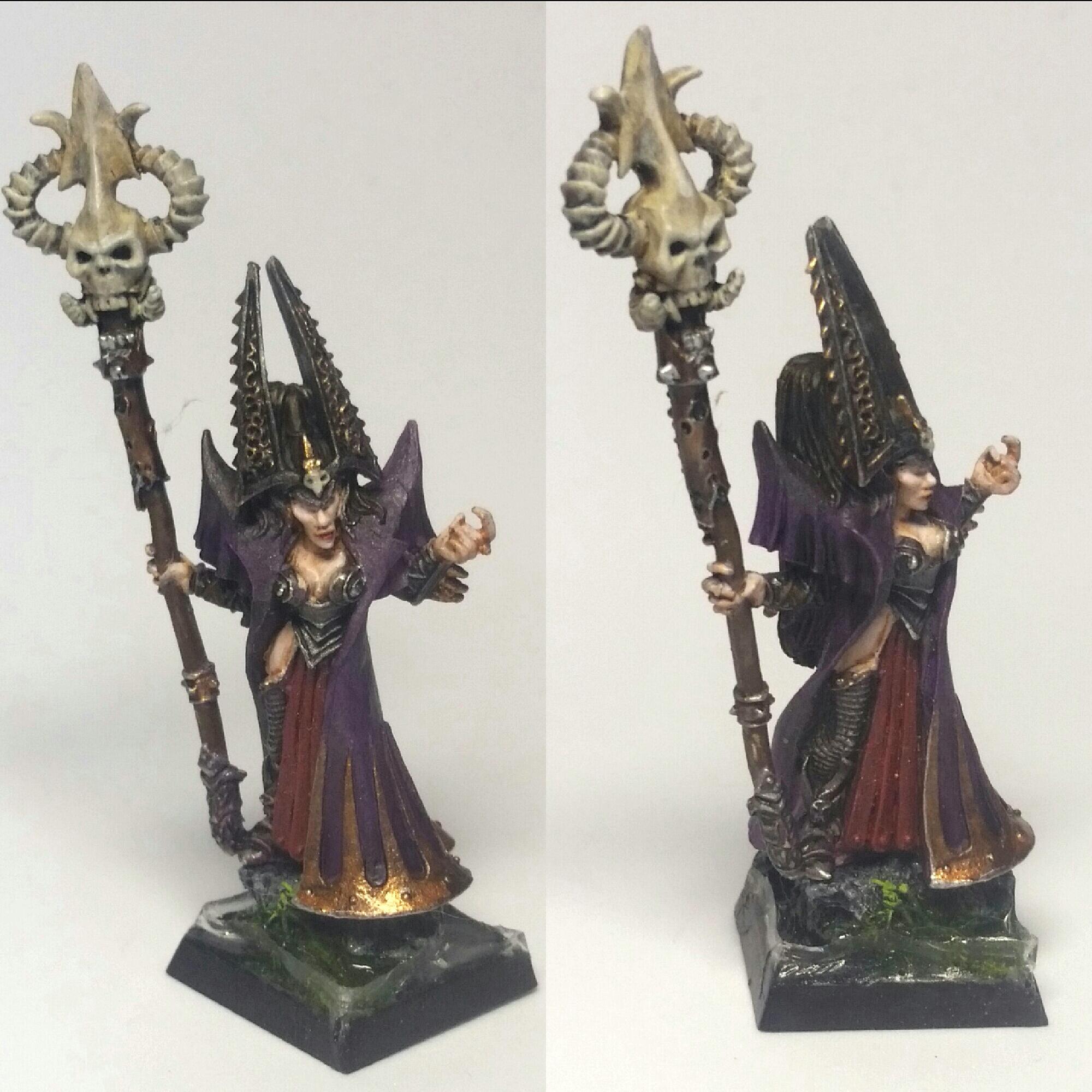 Mordheim, dark elf sorceress front