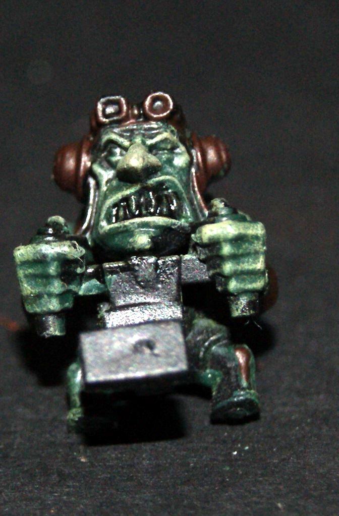 Conversion, Grots, Warhammer 40,000 - grot pilot - Gallery - DakkaDakka