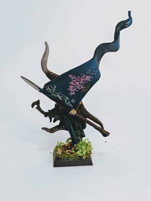 Aelf, Standard Bearer, Wood Elves