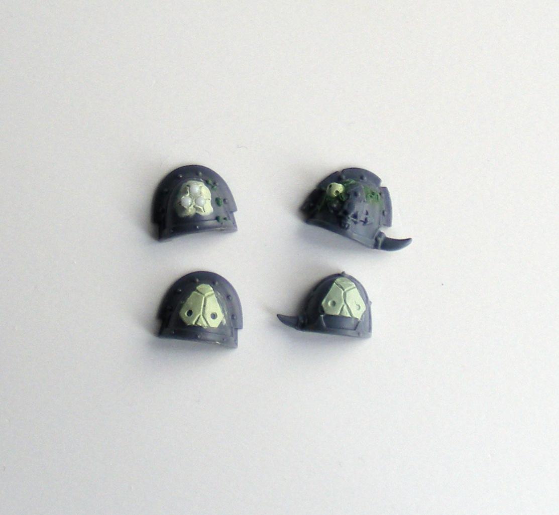 Shoulder pads WIP