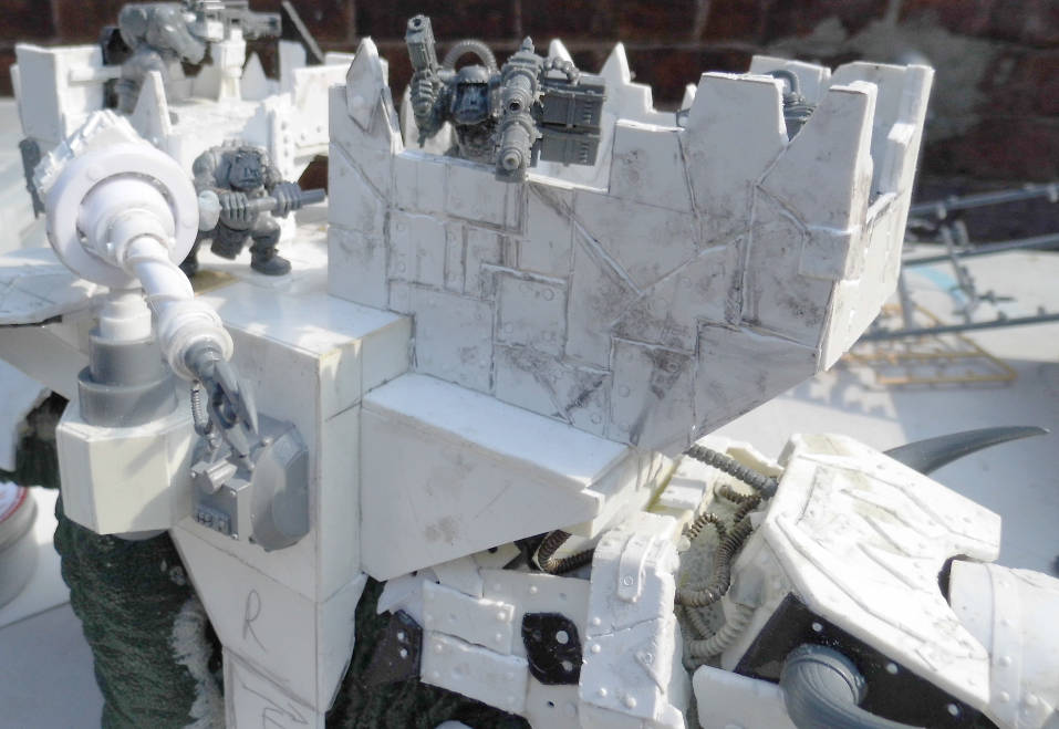 Pencil guide-lines and glue make the plasticard really messy. Don't know how other people keep theirs looking clean. Swapped the TL big shoota for some official ones
