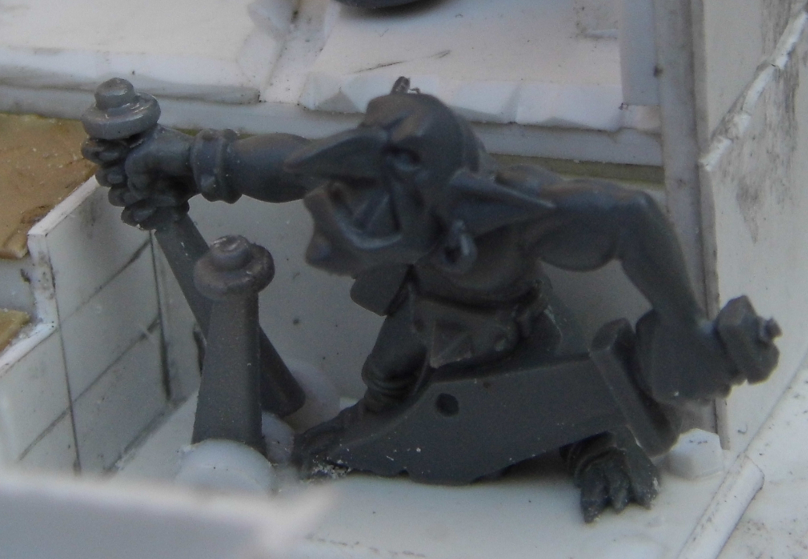 I realised that there was no firing mechanism for the big zzappas, so I added a runt with some levers