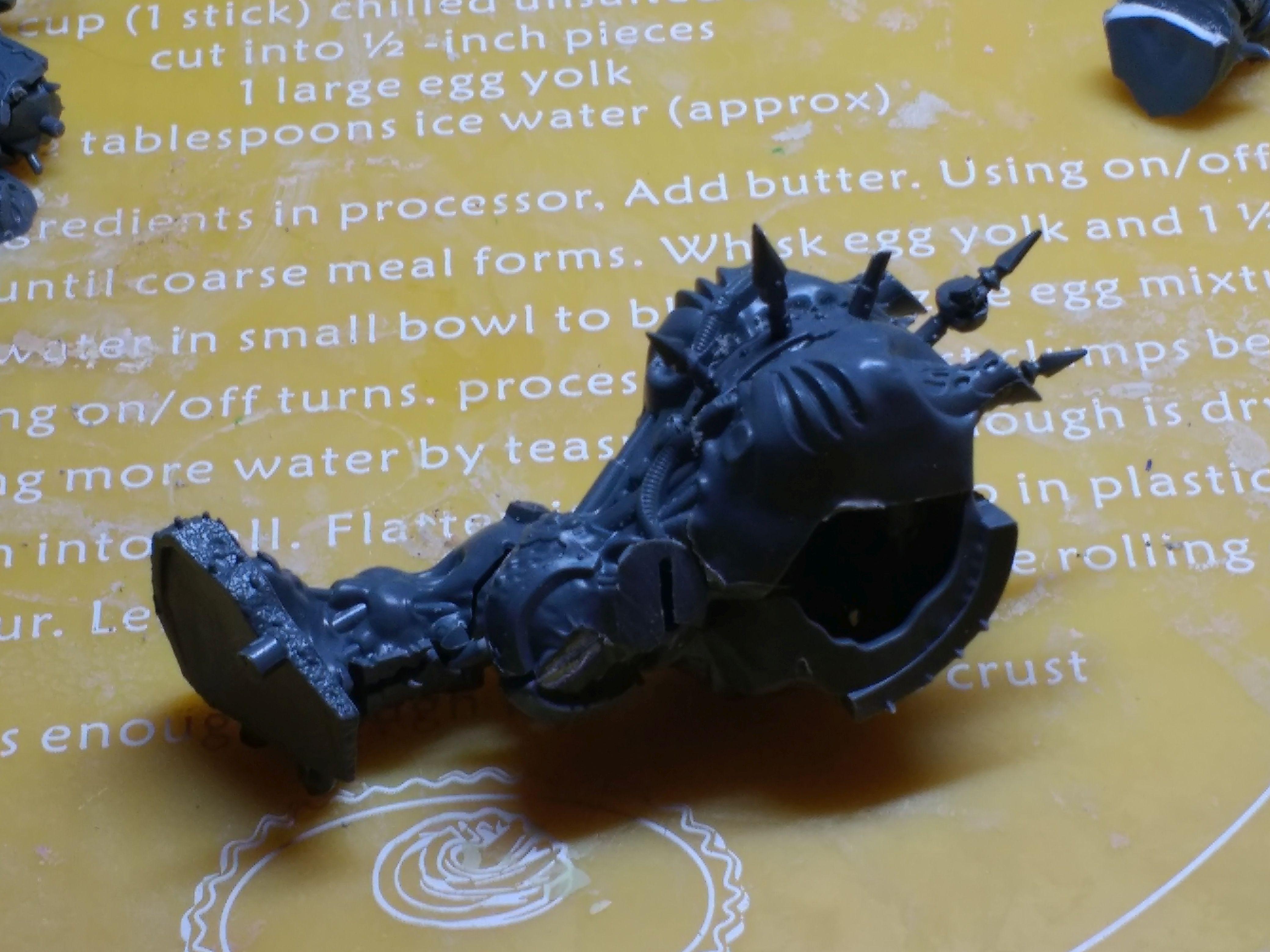 Warhammer 40,000, helbrute