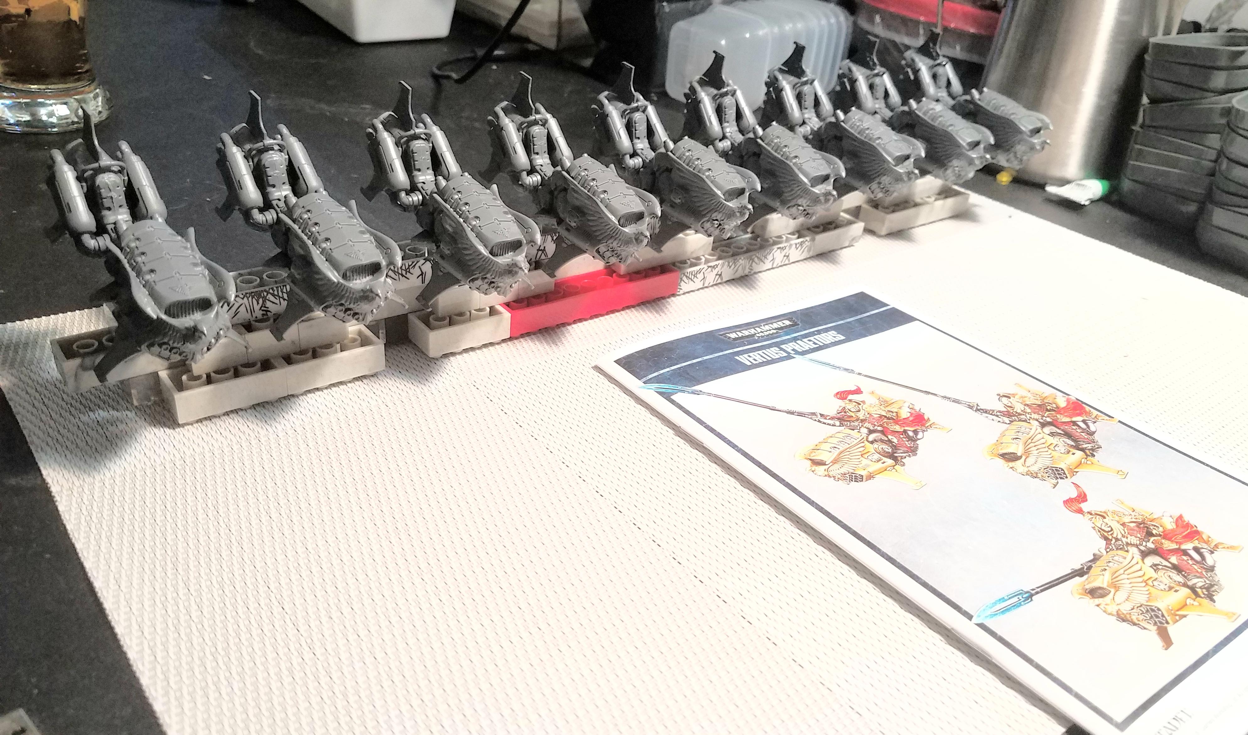 Custodes, Custodes