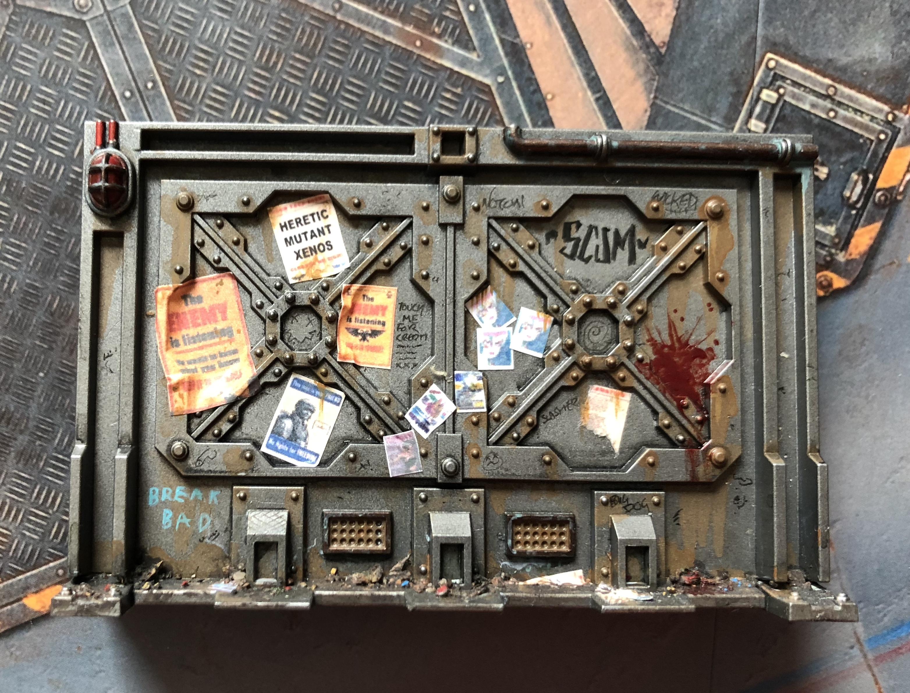 Necromunda, Door