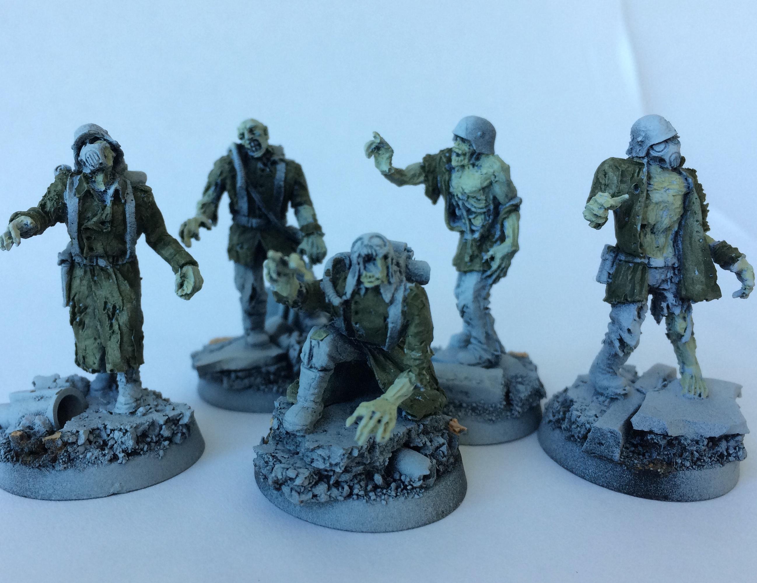 Nazi, Puppets War, Zombie