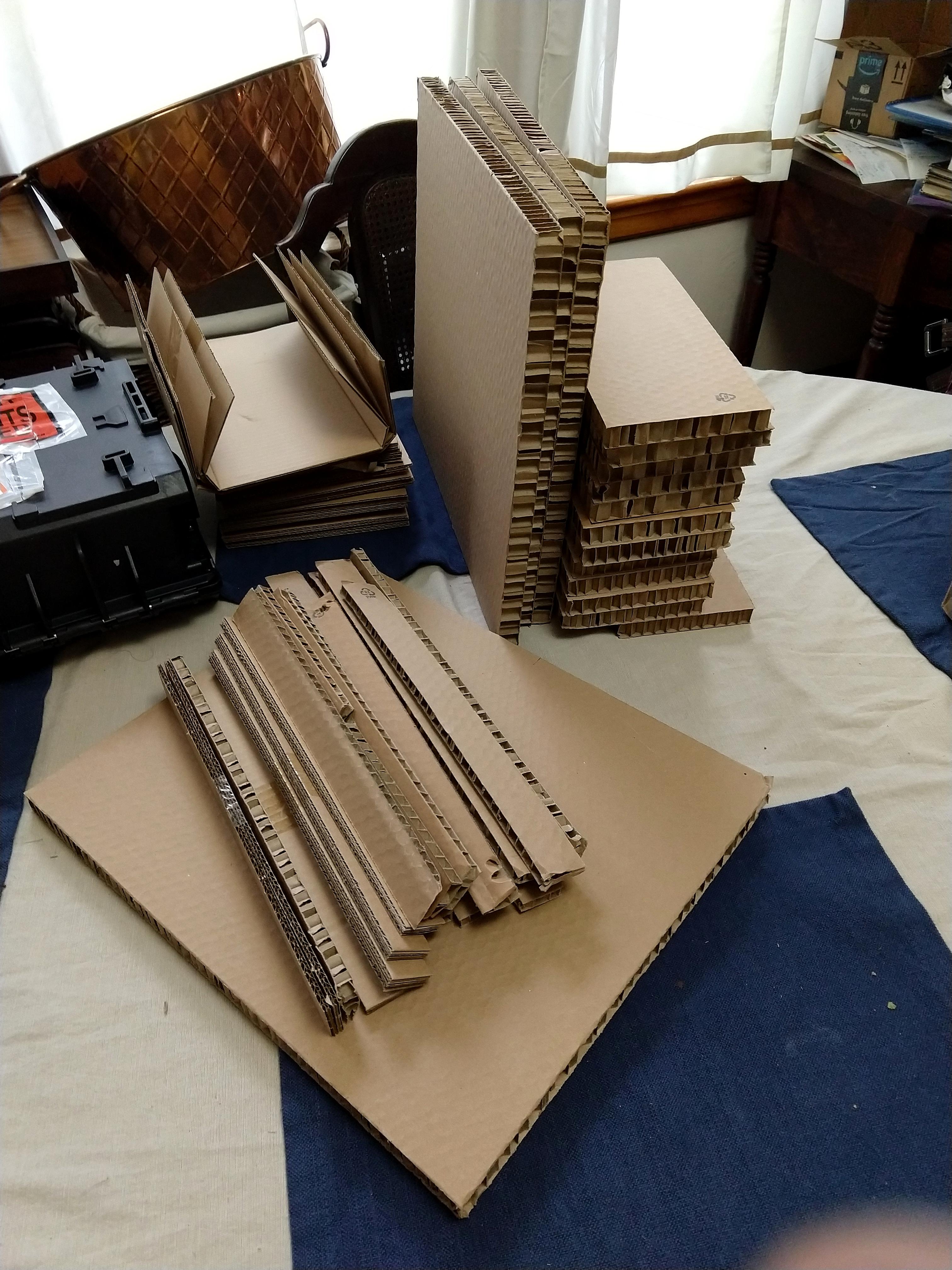 Ikea Detolf, Cardboard for Syro