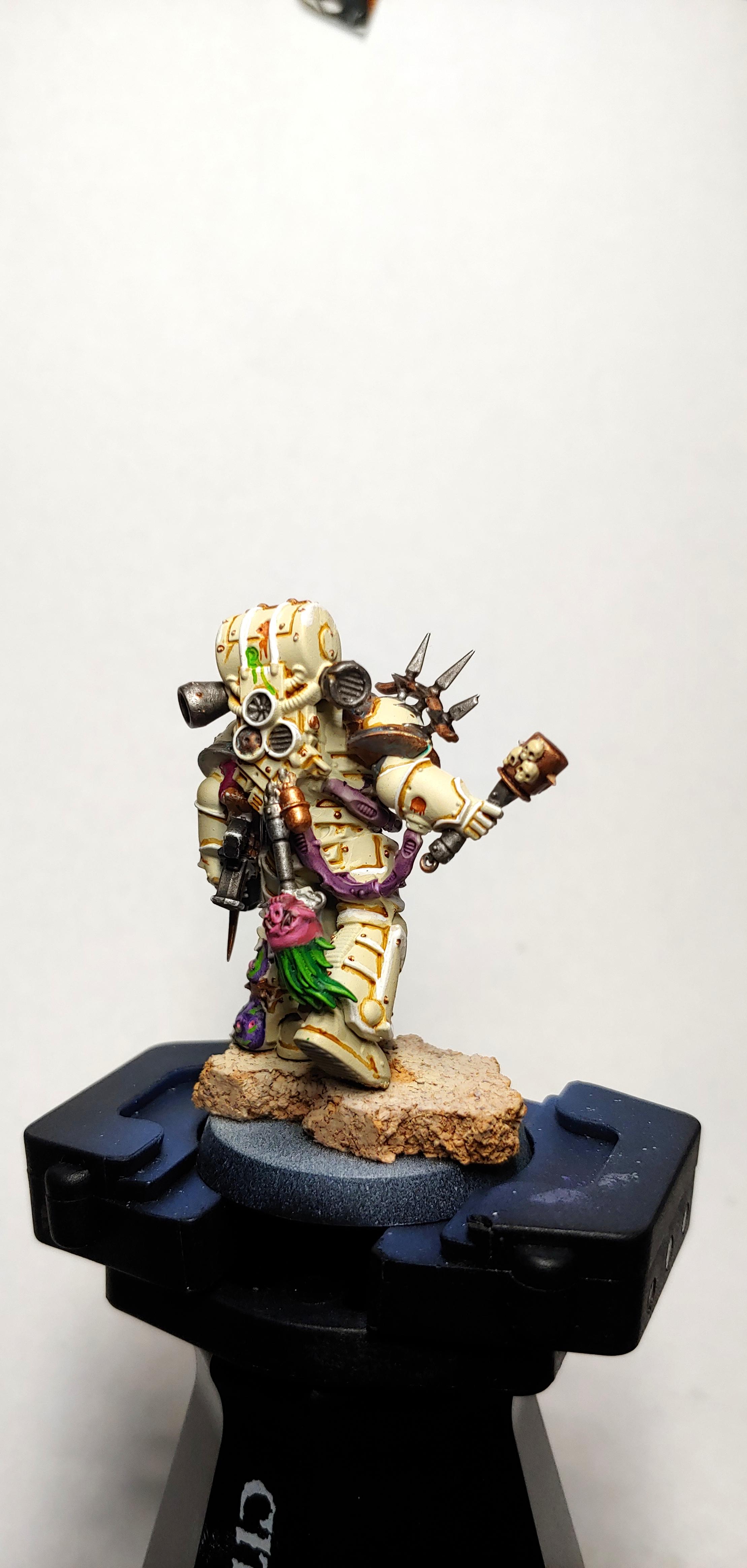 Death guard pallid hand marine