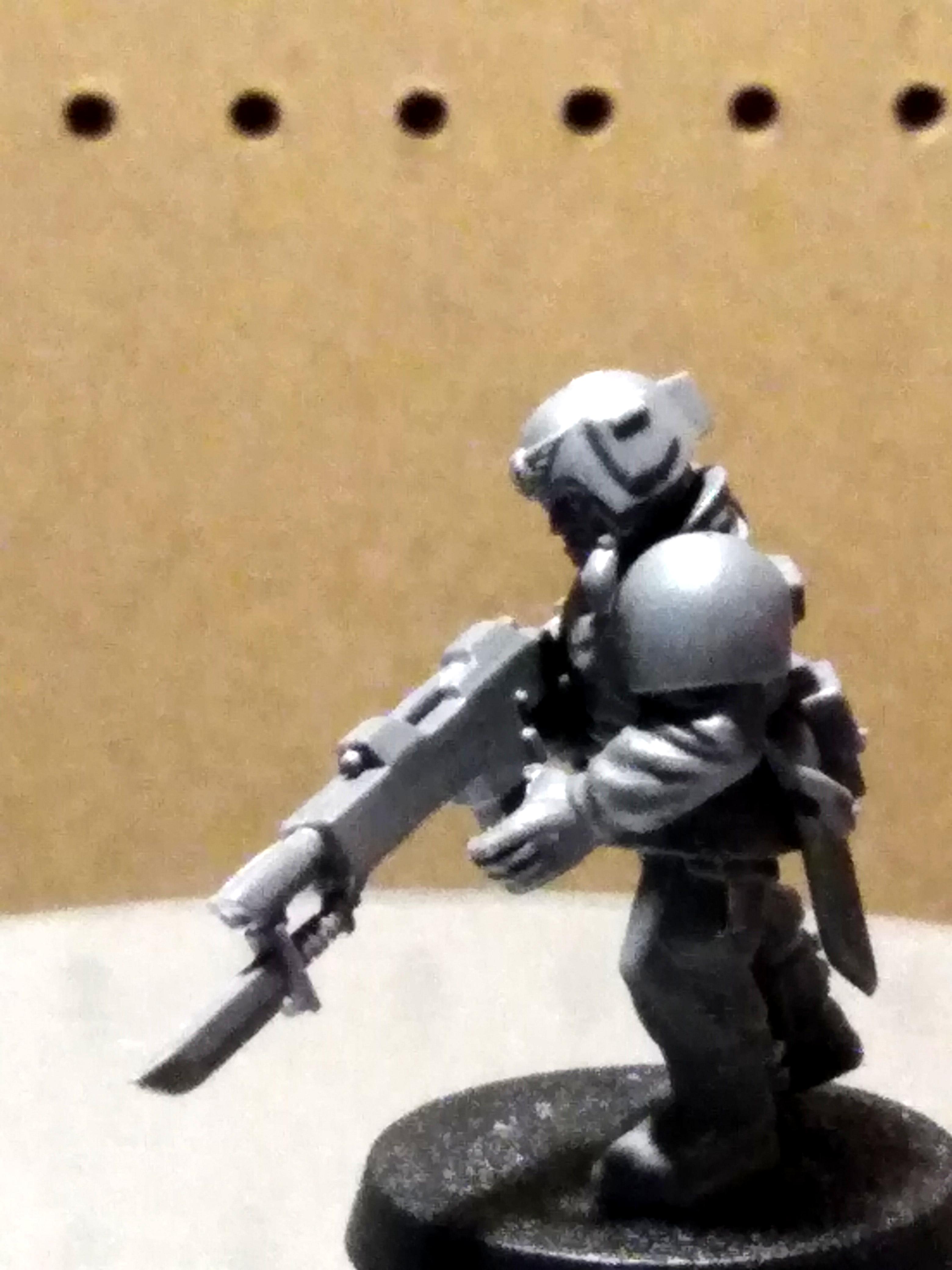 Astra Militarum, Guardsmen, Imperial Guard, Reloading