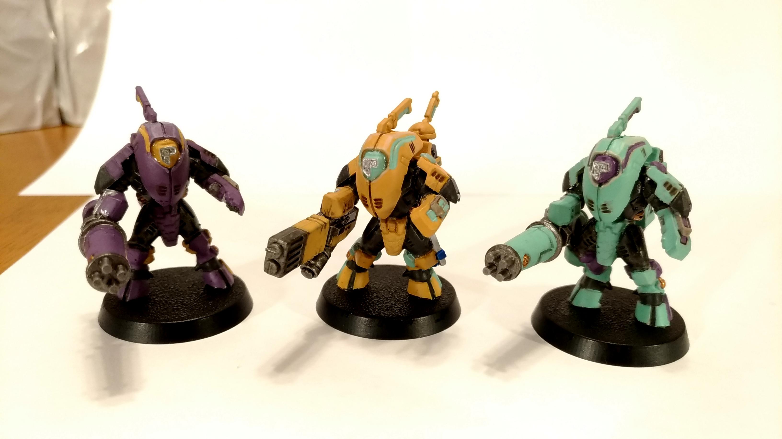 Stealth Battlesuits, T'au, T'au Empire, T'au Stealth Battlesuits, Warhammer 40,000, Xv25, Xv25 Battlesuits