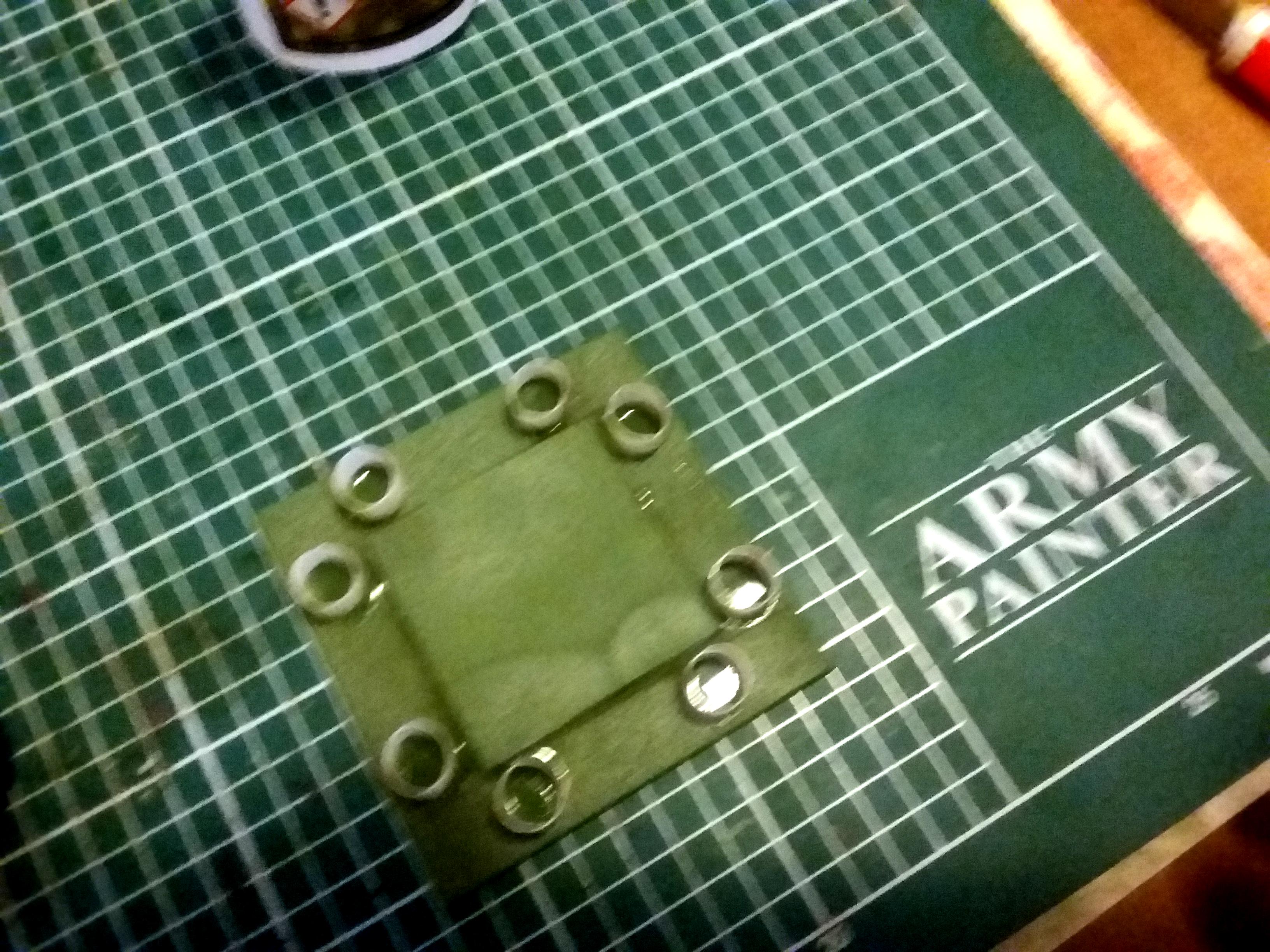 Magnetic tile base layout