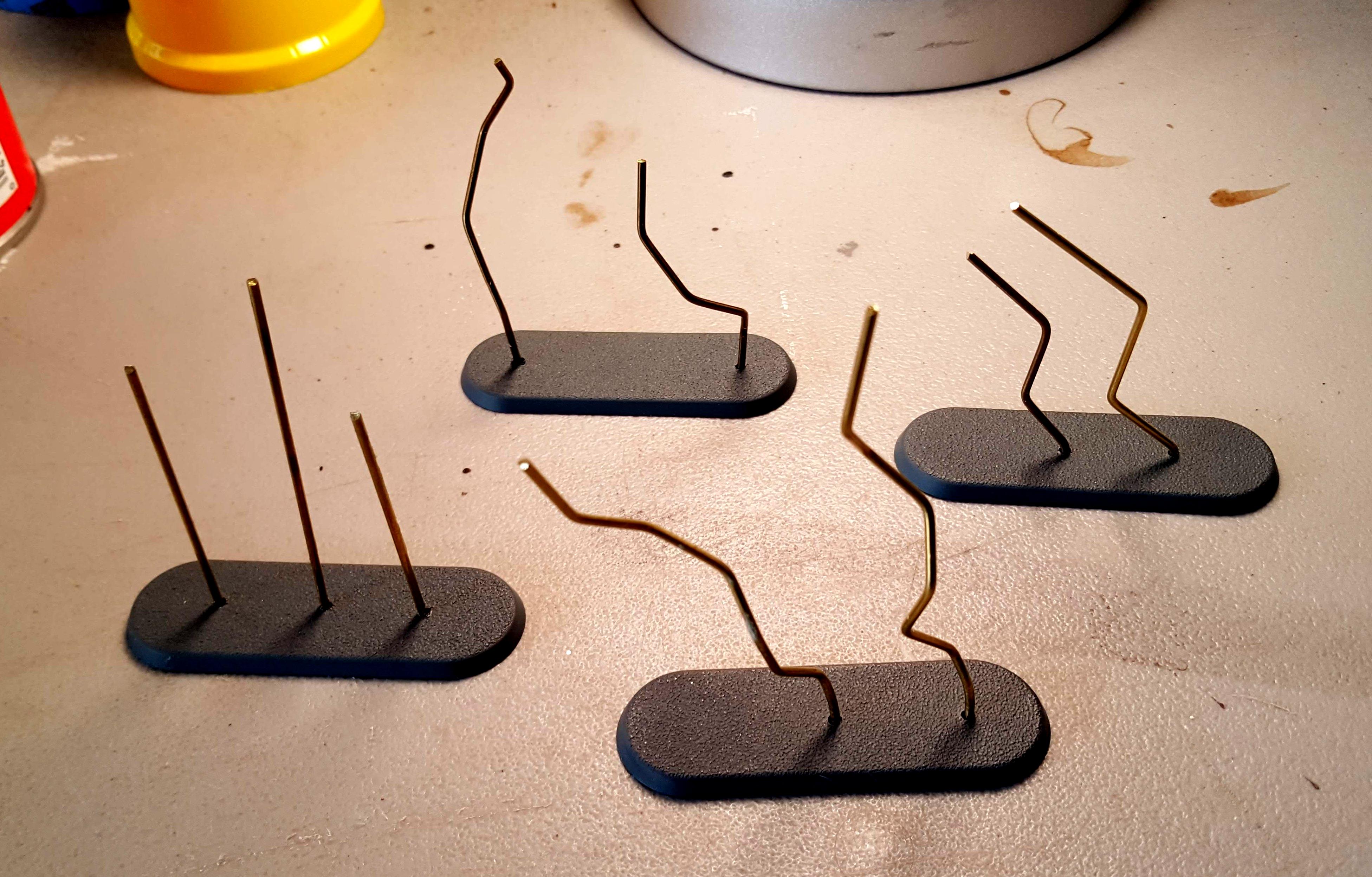 Armatures for smoke plumes