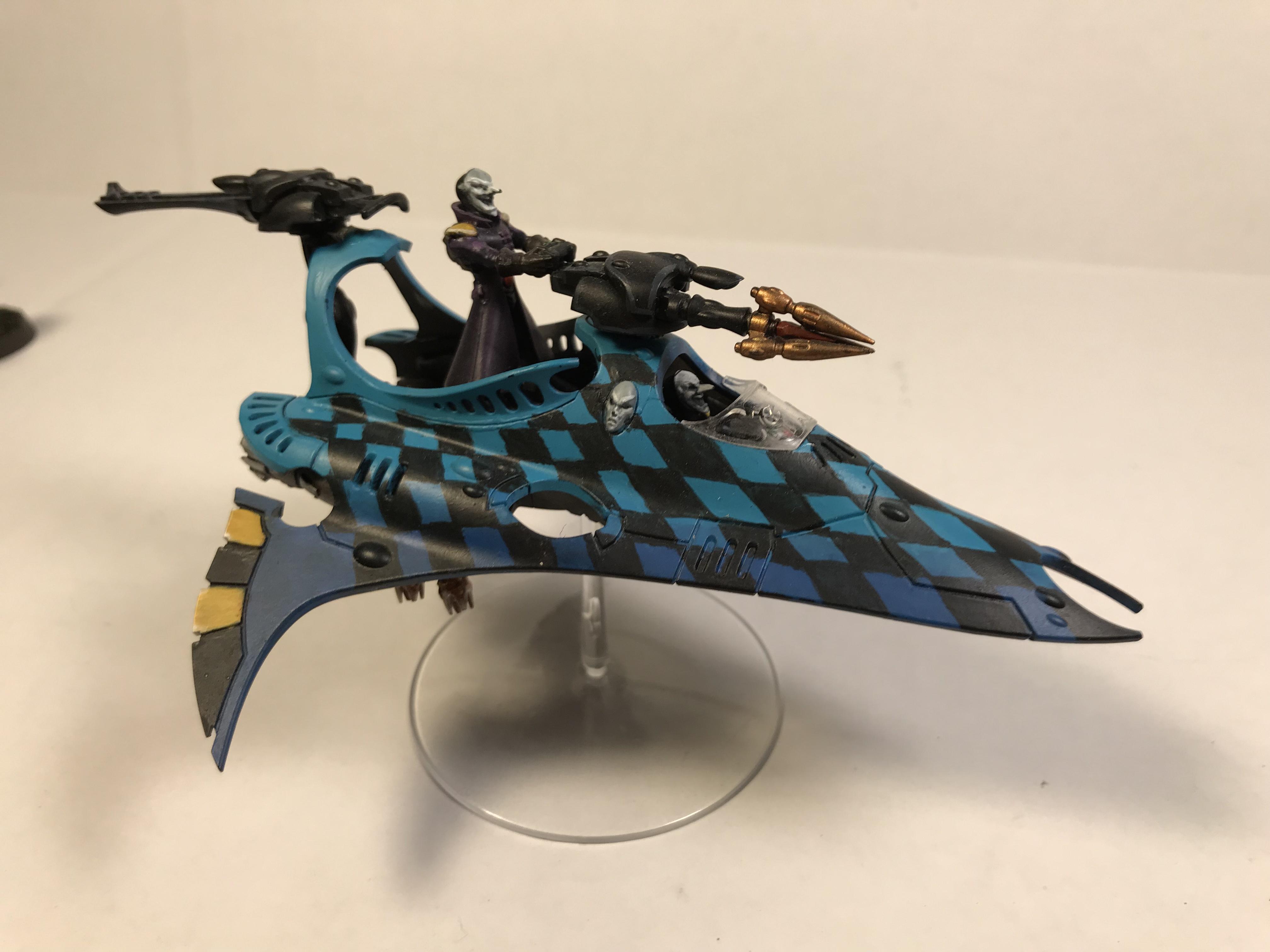 Harlequin voidweaver