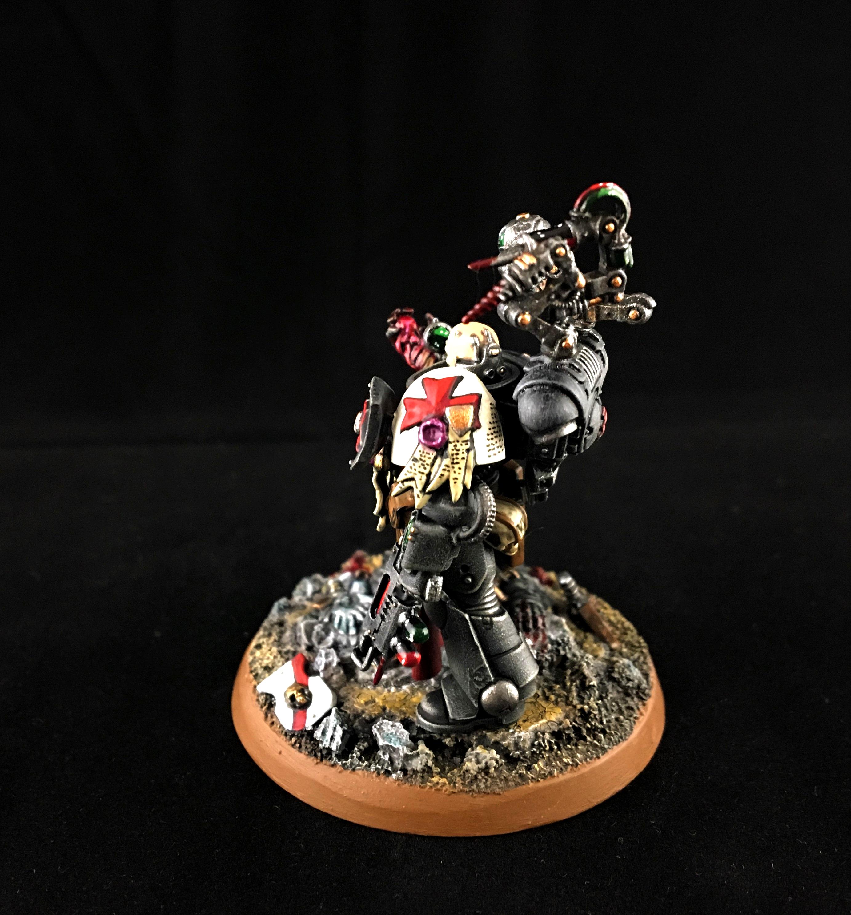 Apothecary, Black Templar Apothecary, Black Templars, Primaris Apothecary