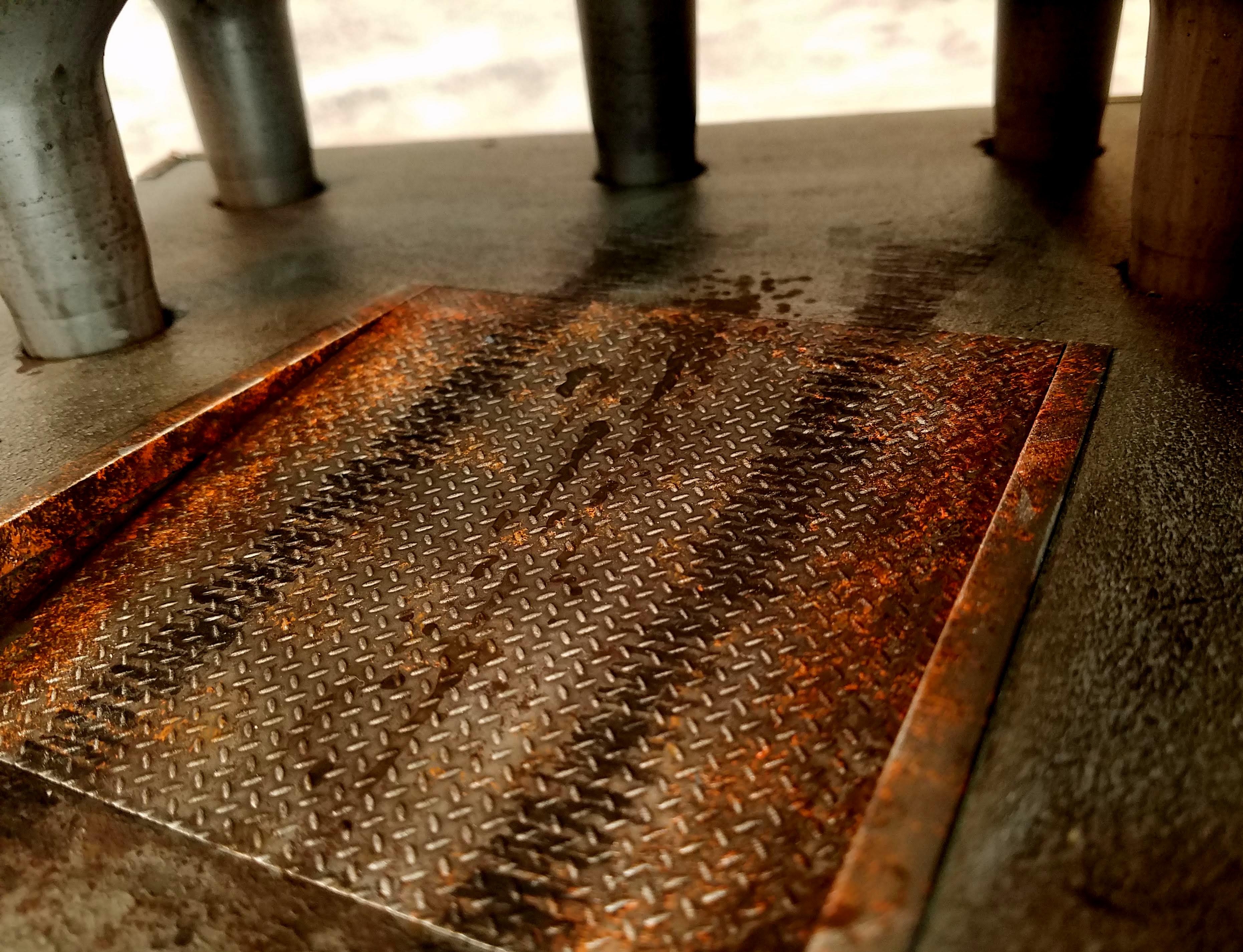 Mac's LoER Entry: vehicle bay ramp detail