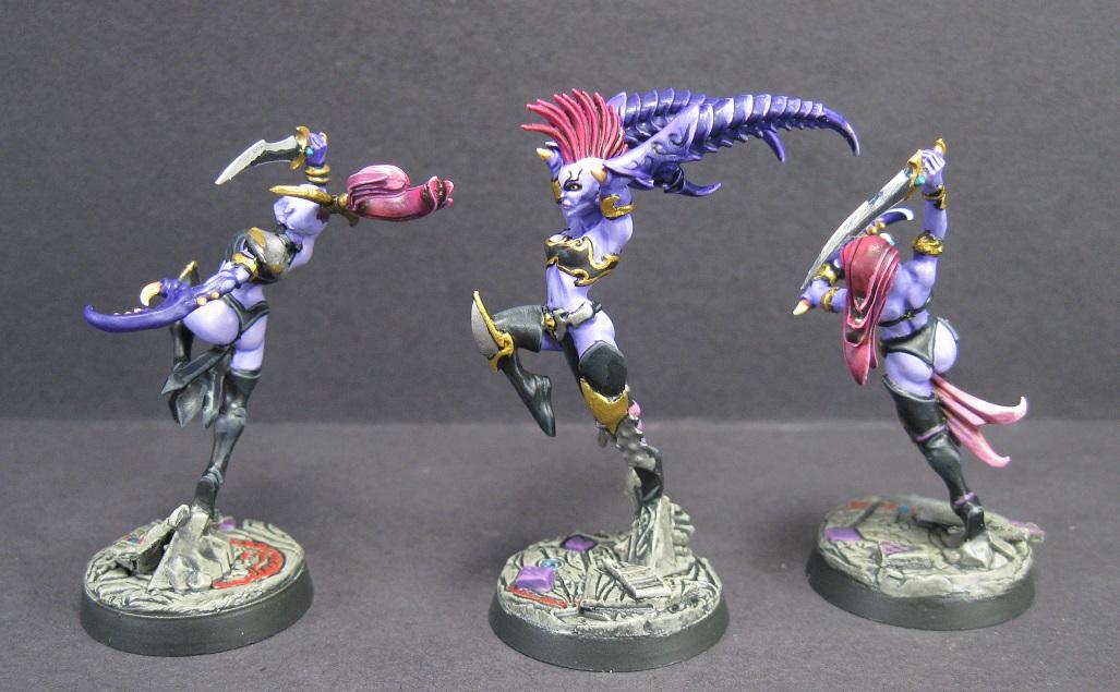 Carrero Arts, Carreroarts, Daemonettes, Demons Of Slaanesh, Miniature Painting, Painted Miniature, Painted Warhammer, Pro Painted, Pro Painted Miniature, Slaanesh, Warhammer Aos, Warhammer Fantasy, Warhammer Painted Miniature, Warhammer Painting