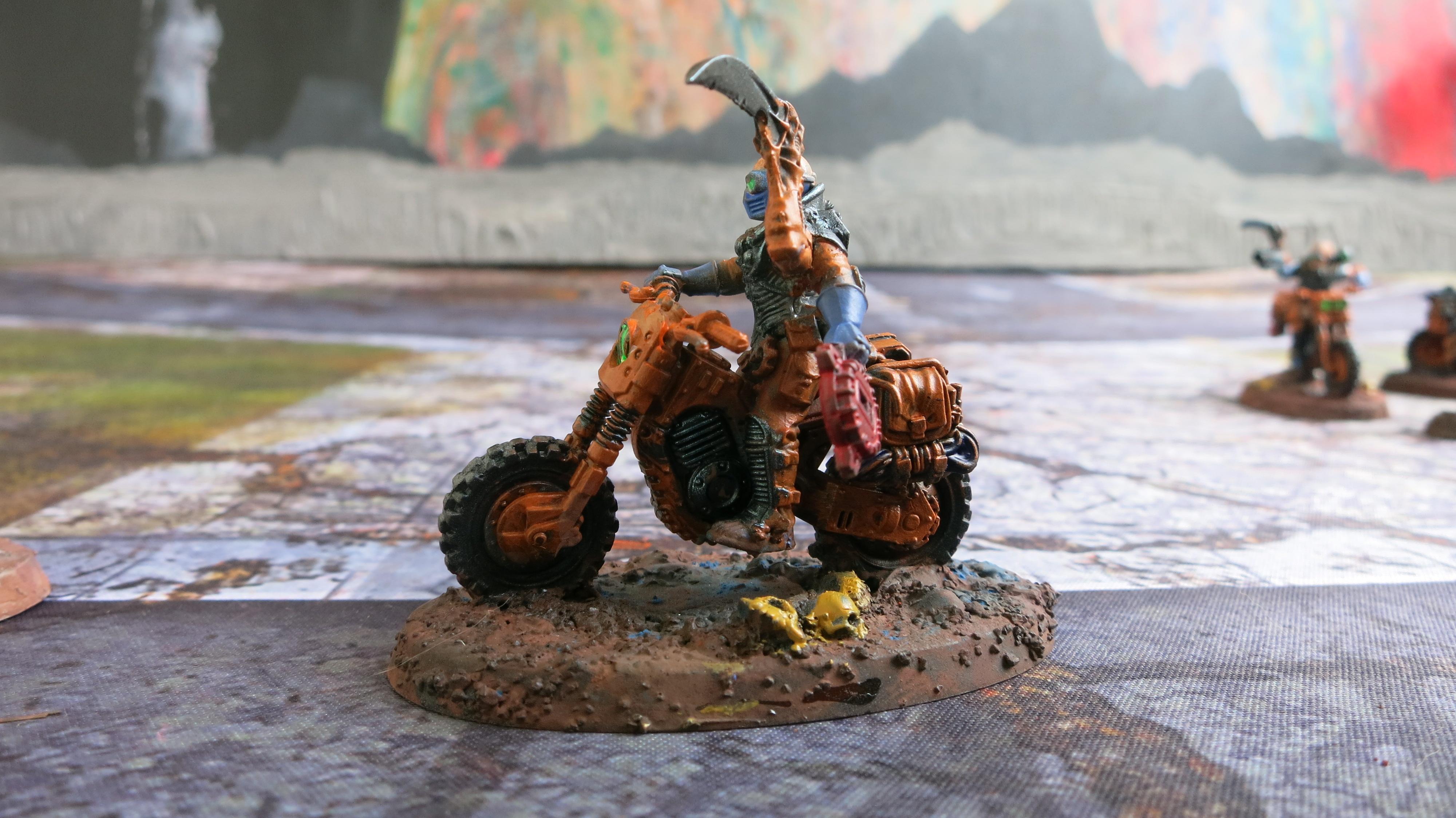 Atalan Jackal, Cultist Knife, Demolition Charge
