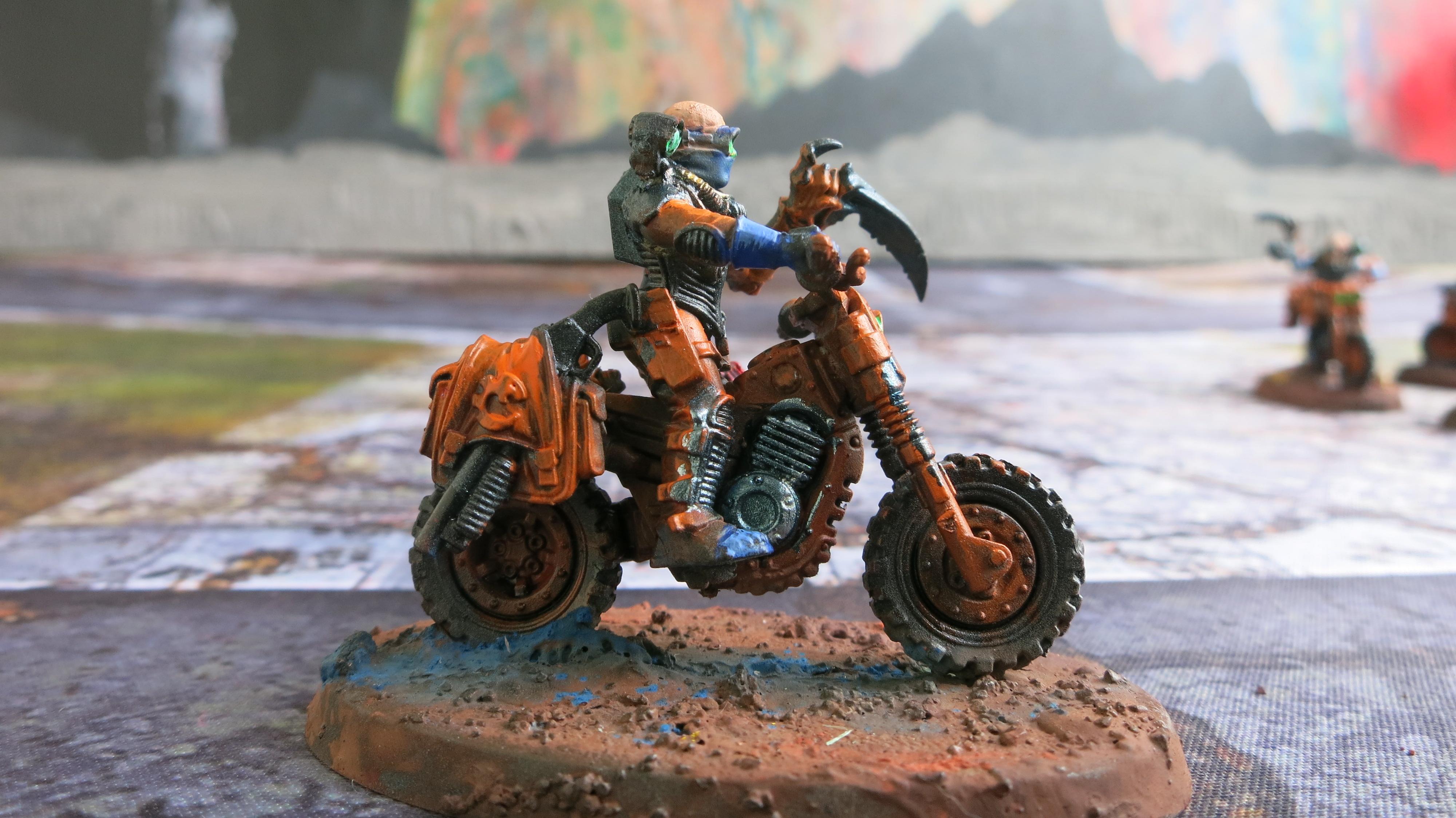 Atalan Jackal, Cultist Knife, Demolition Charge