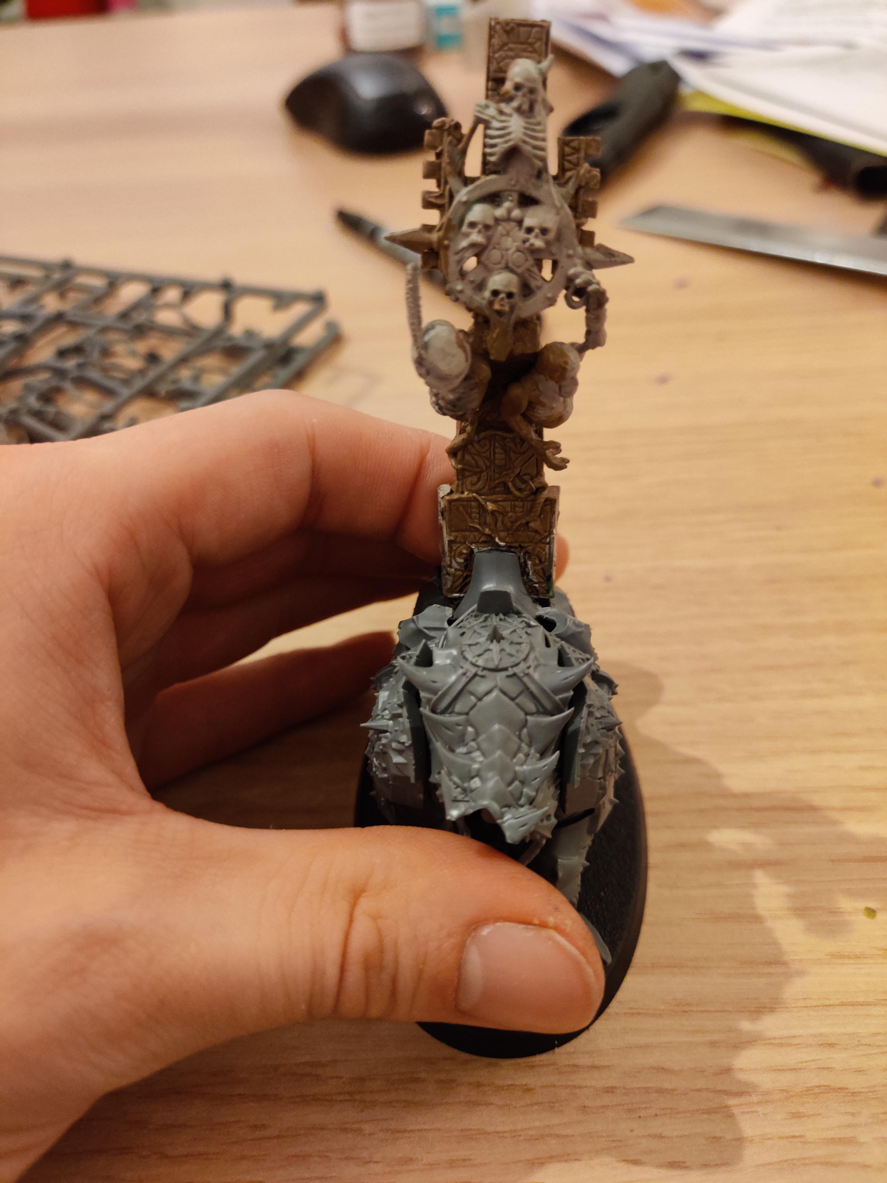 Karkadrak mounted Lord