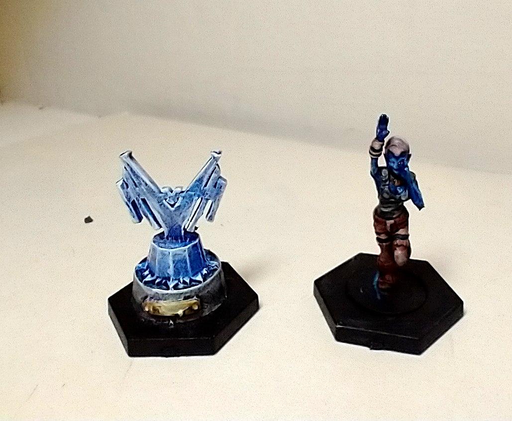 Shield and maiden