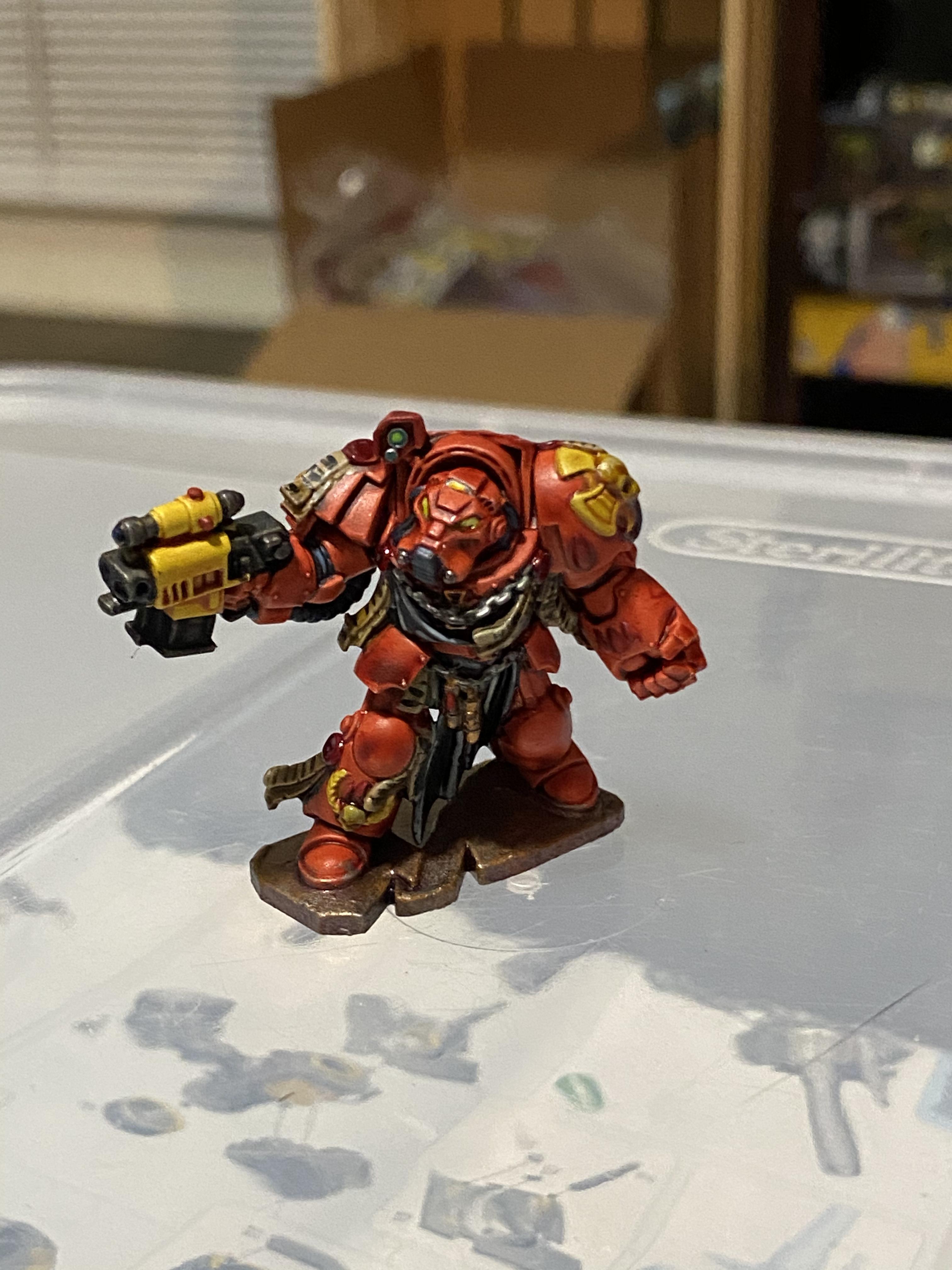 Blood Angels, Contrast Paint, Gold, Red, Space Hulk, Space Marines, Warhammer 40,000, Yellow