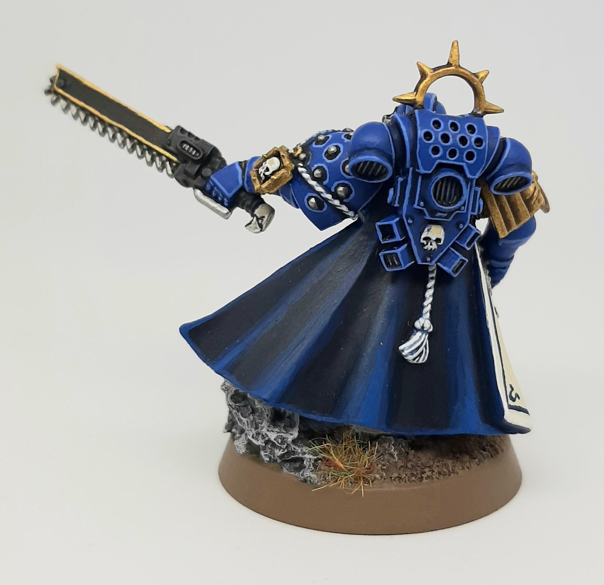 Bolter, Boltgun, Captain, Lieutenant, Space, Space Marines, Ultramarines