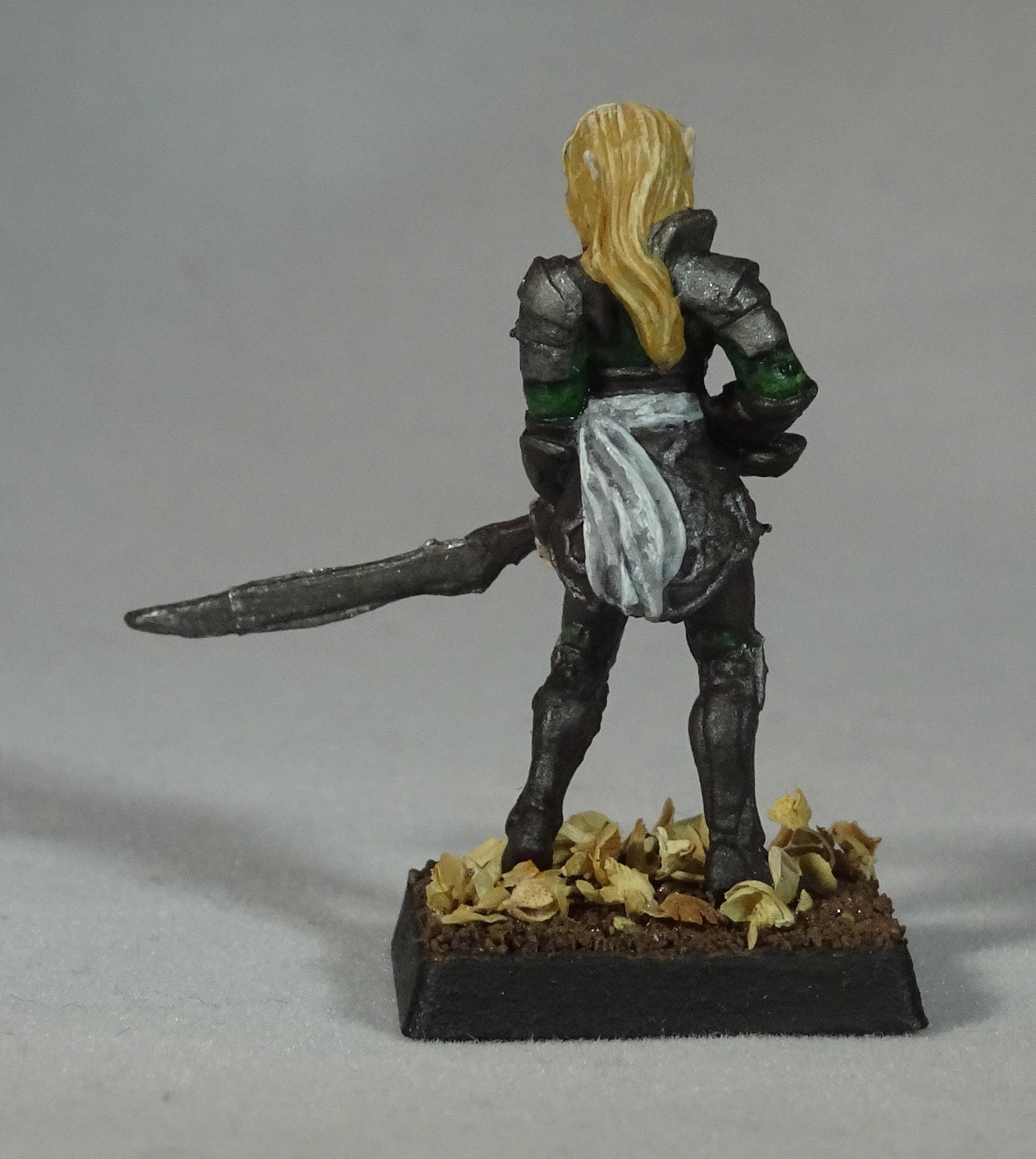 Elves, Reaper 14323 Flara, Sword