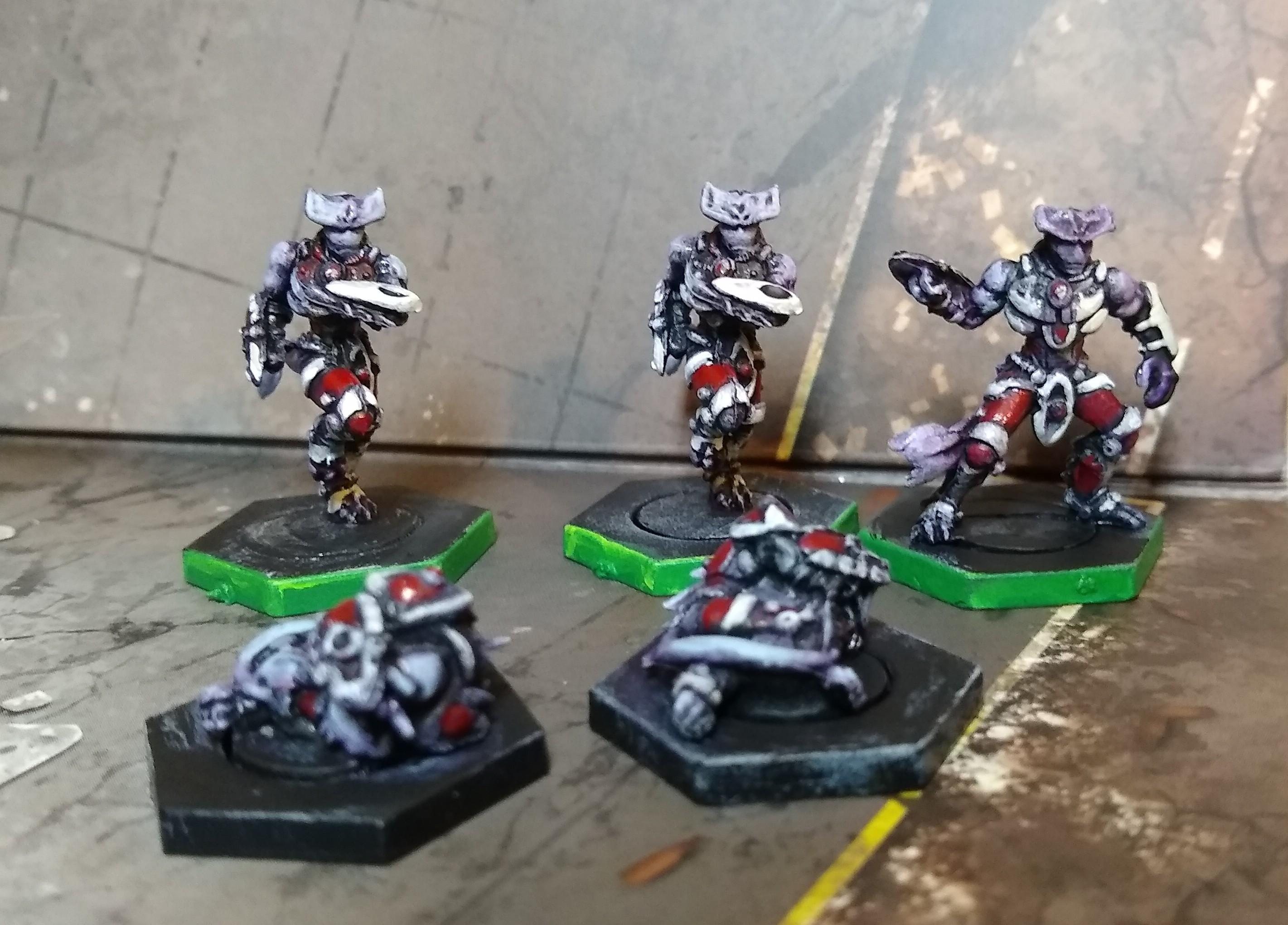 Sphyr strikers and Prone