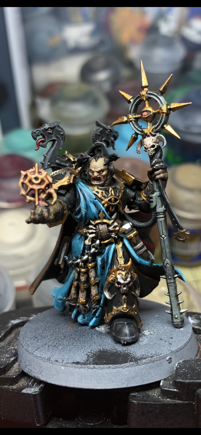 Close up of his front. 