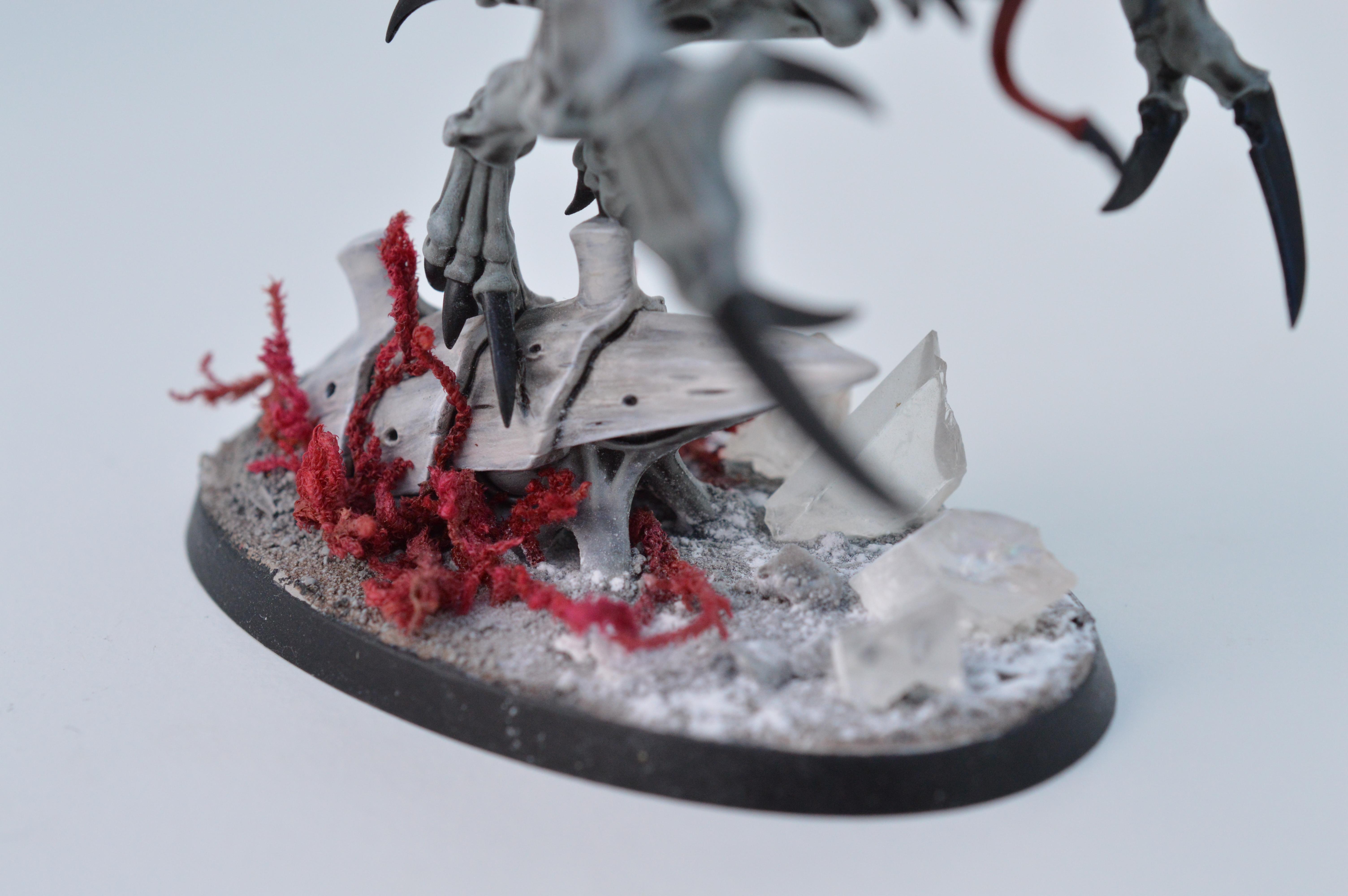 Black, Hive Fleet Typhon, Red, Tyranids, White