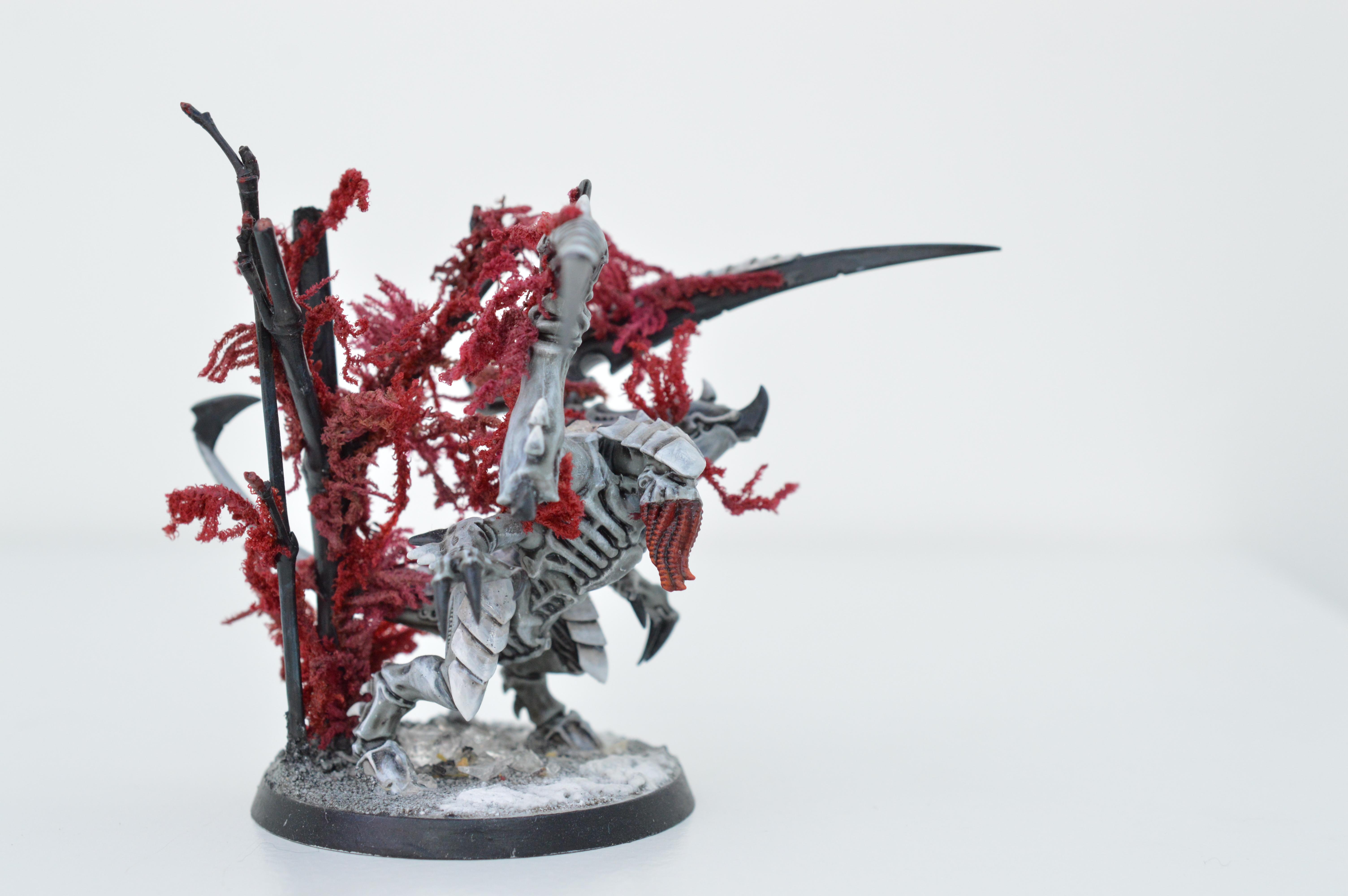 Black, Hive Fleet Typhon, Red, Tyranids, White