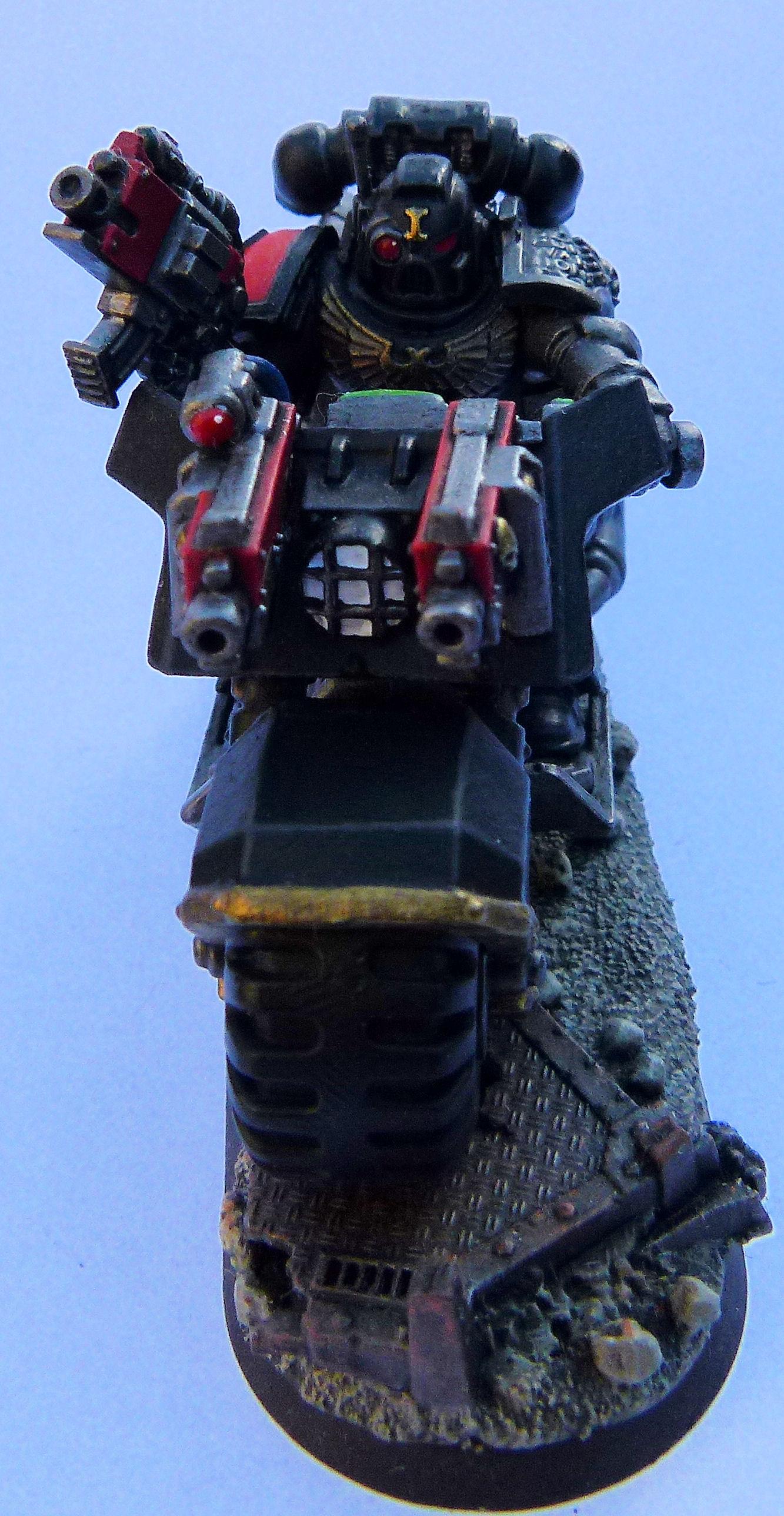 Deathwatch Biker Crimson Castellans Front